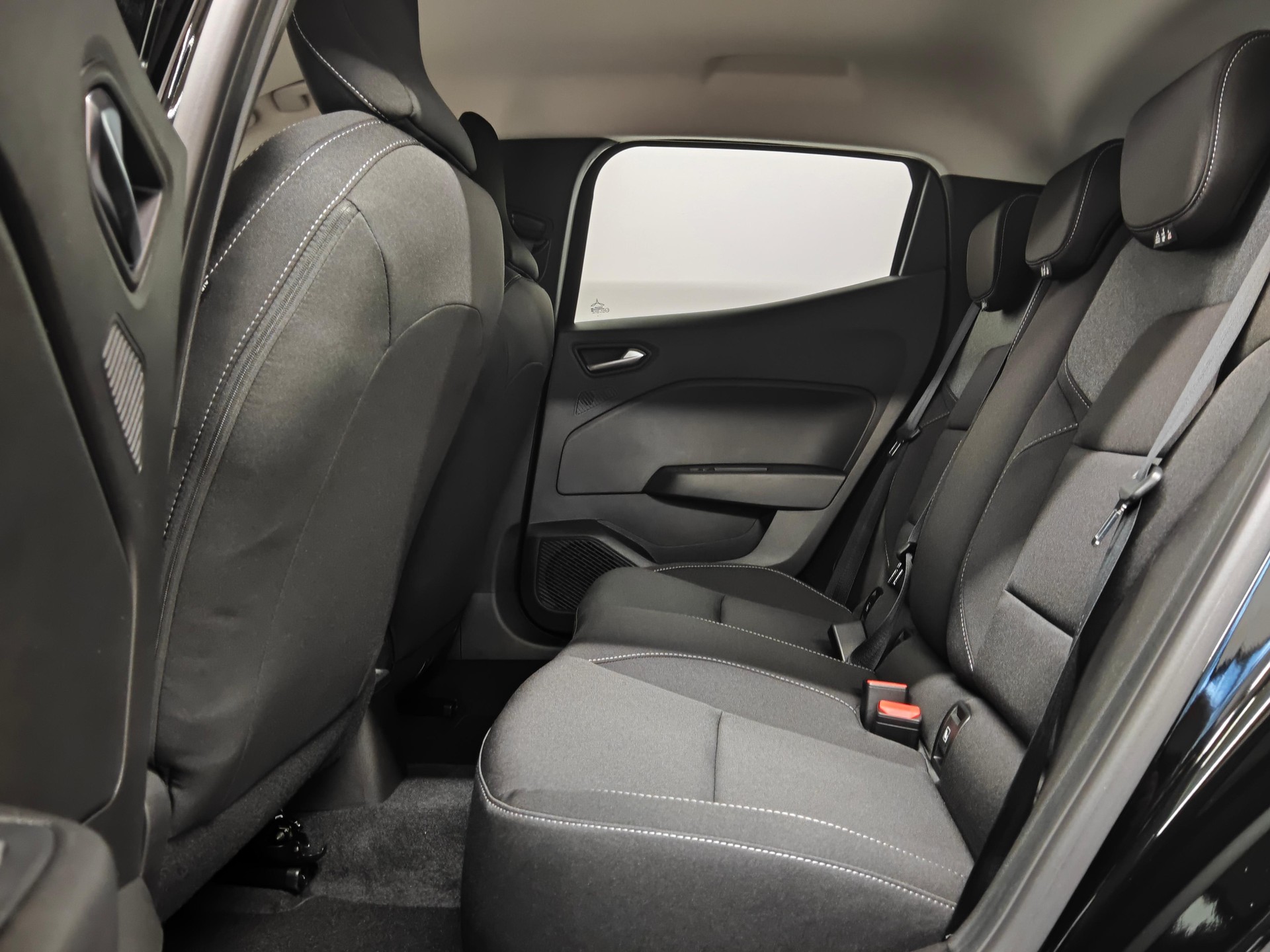 MITSUBISHI Colt 1.0 Invite-image-7