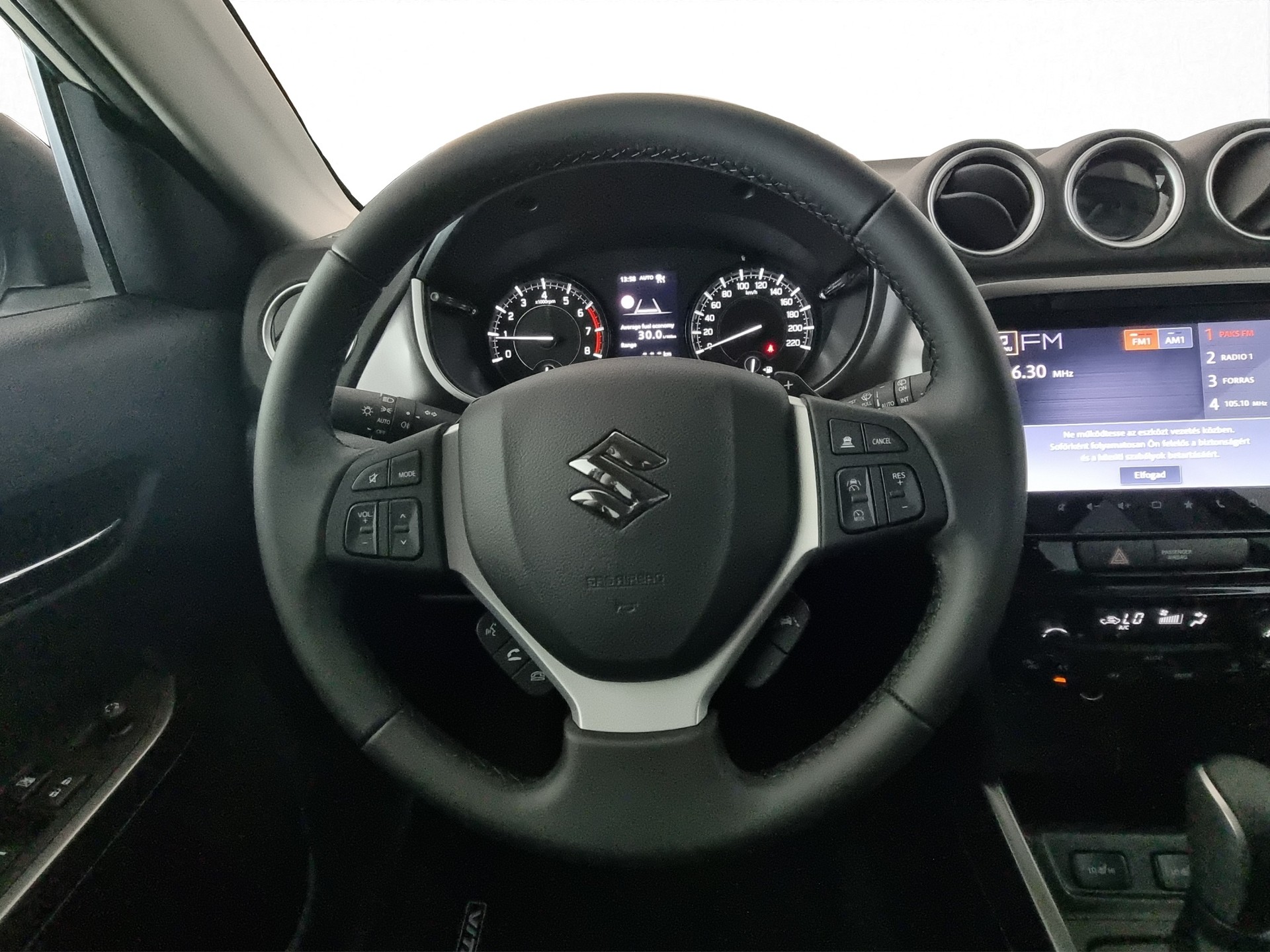 SUZUKI Vitara 1.4 Compact+ Hyb. 4x4 AT-image-8