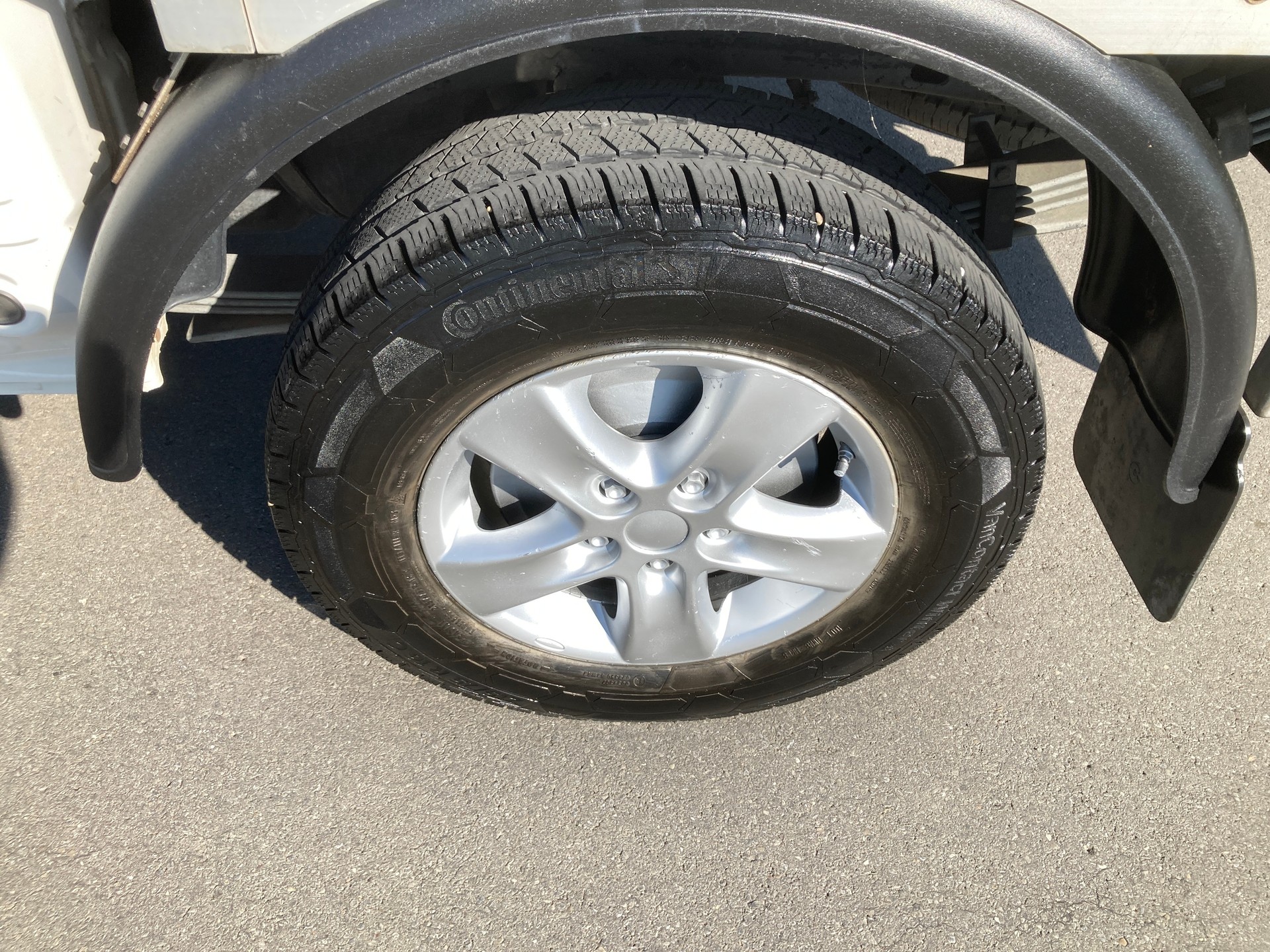 VW Amarok 2.0 BiTDI Startline 4Motion permanent A mit Anhänherkupplung-image-7