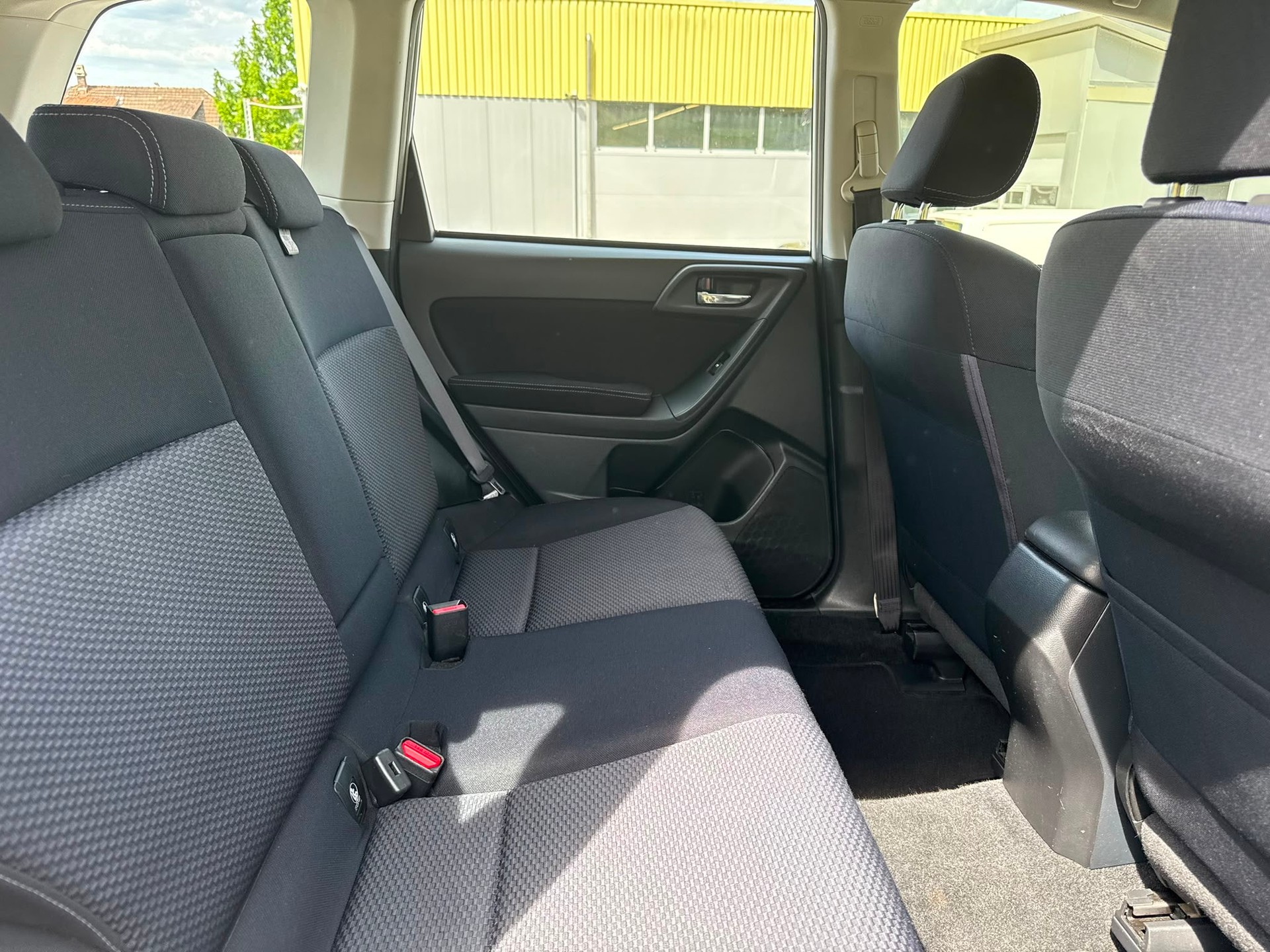SUBARU Forester 2.0i Swiss Lineartronic-image-14