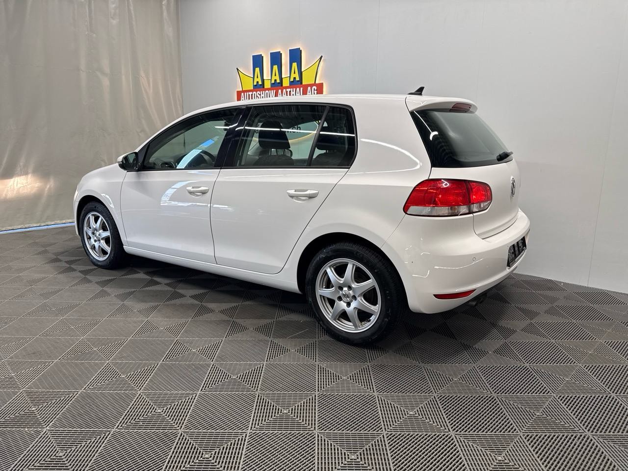 VW Golf 1.4 TSI Trendline DSG-image-1