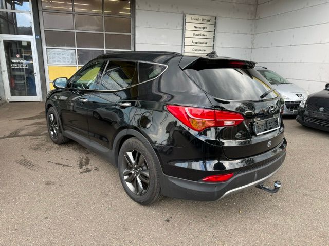 HYUNDAI Santa Fe 2.2 CRDI Premium 4WD Automatic-image-2