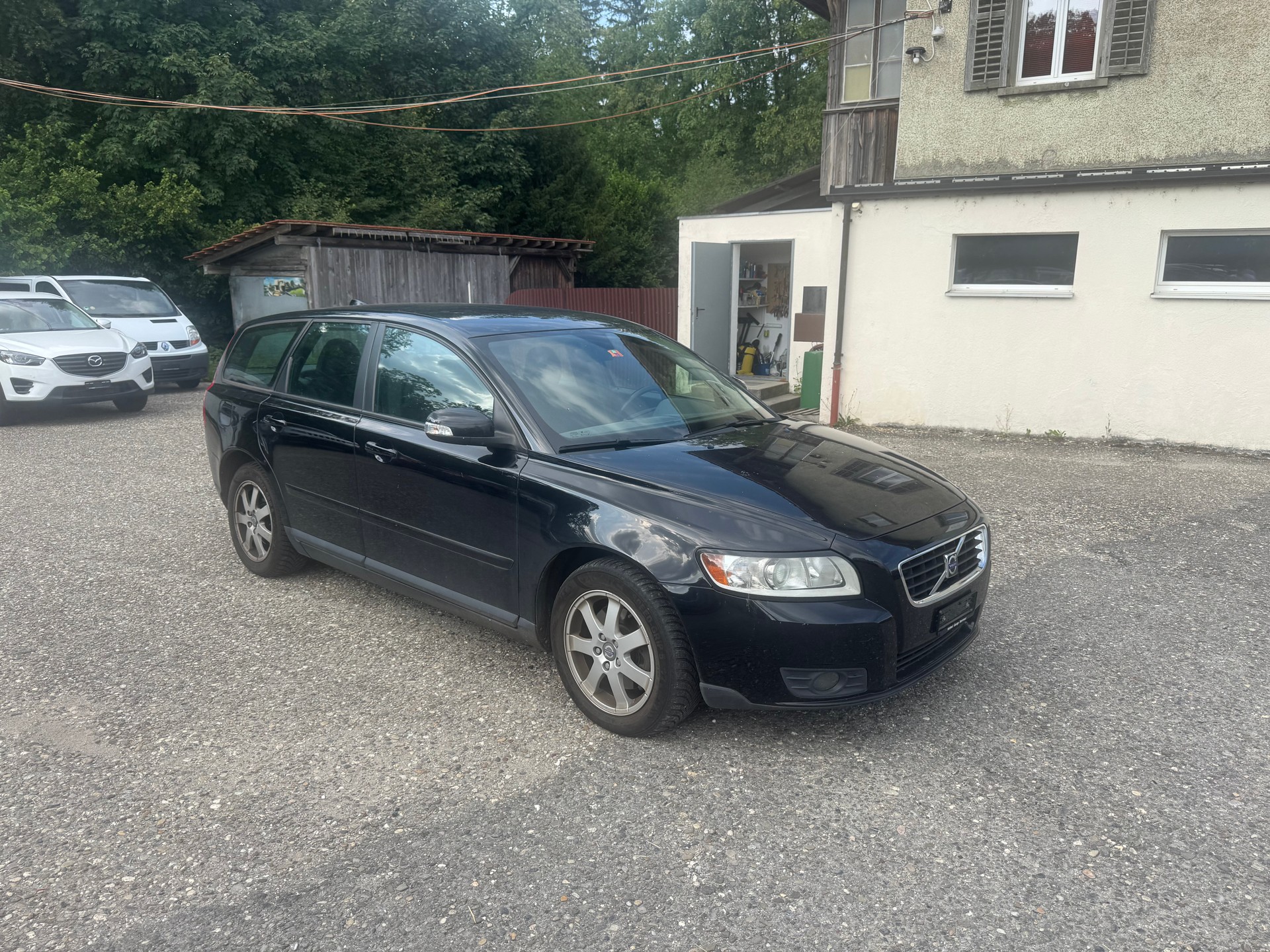 VOLVO V50 2.4I Momentum Geartronic-image-3