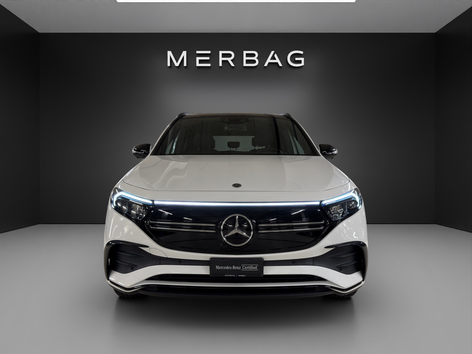 MERCEDES-BENZ EQA 250 AMG Line-image-7