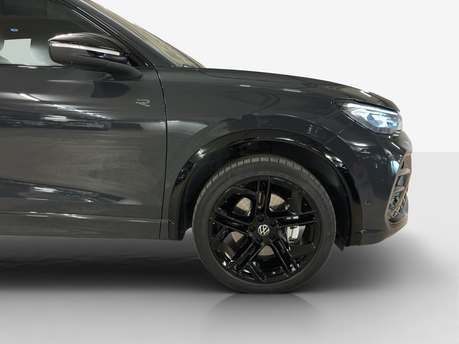 VW Tiguan 2.0 TSI DSG R-Line 4Motion-image-13