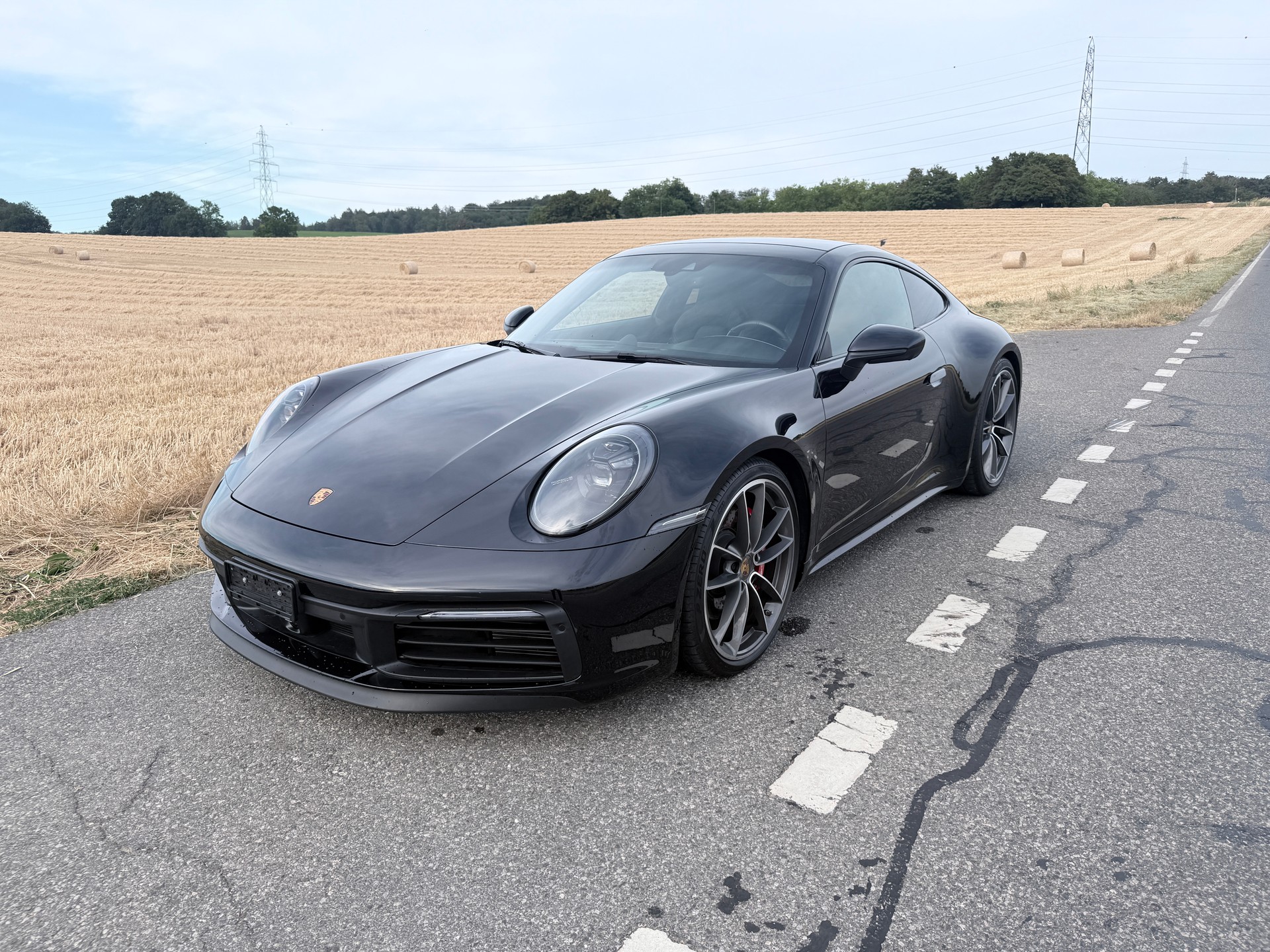 PORSCHE 911 Carrera 4S-image-1