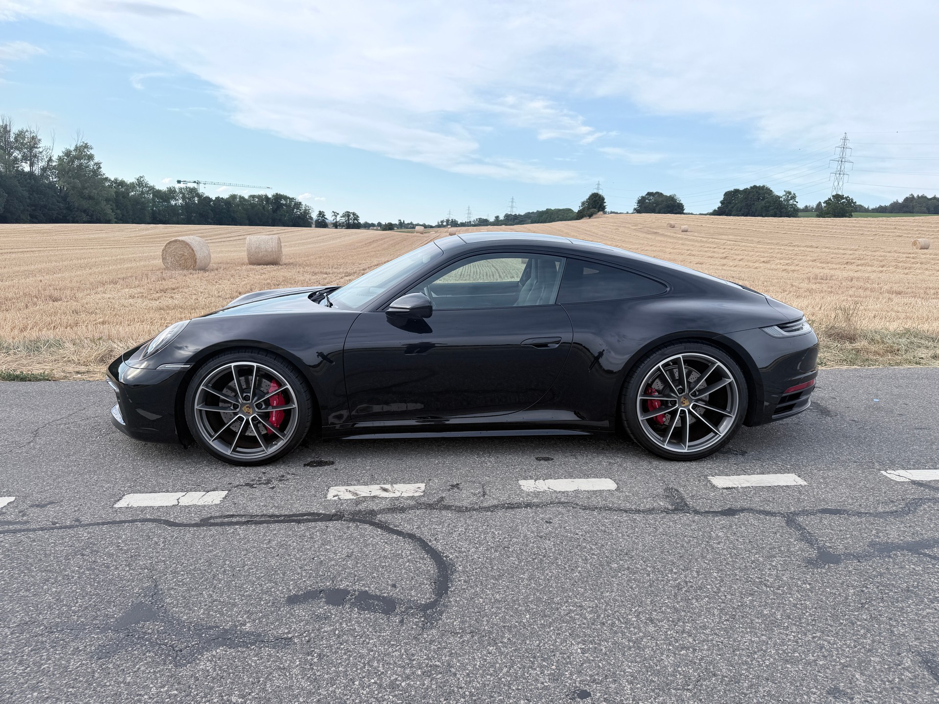 PORSCHE 911 Carrera 4S-image-2