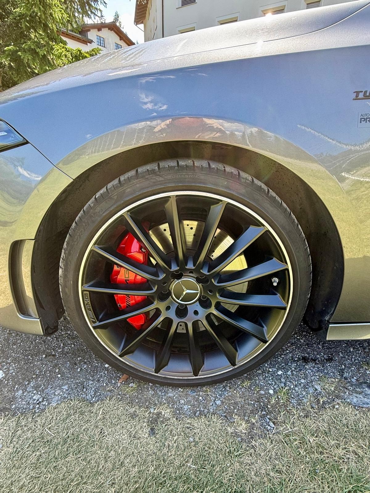 MERCEDES-BENZ A 35 AMG 4matic-image-3