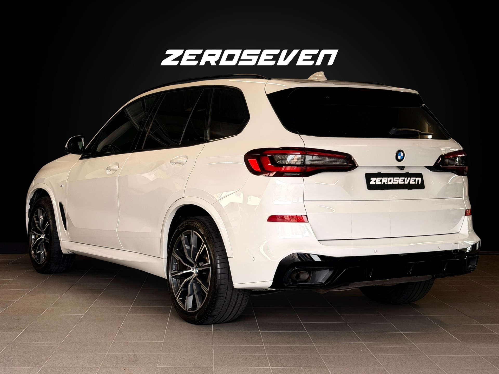 BMW X5 xDrive 48V 30d M Sport Steptronic-image-4