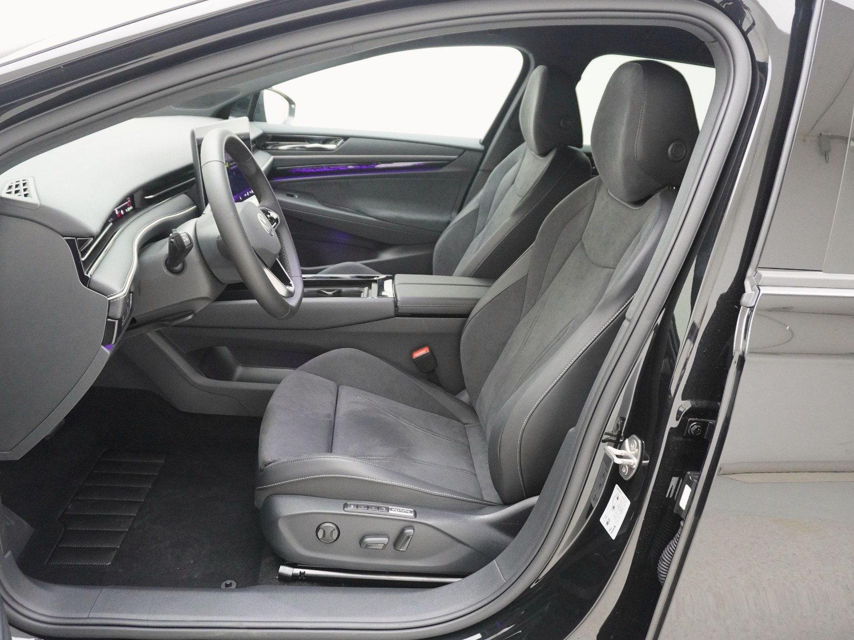 VW ID.7 Tourer 77kWh Pro-image-11