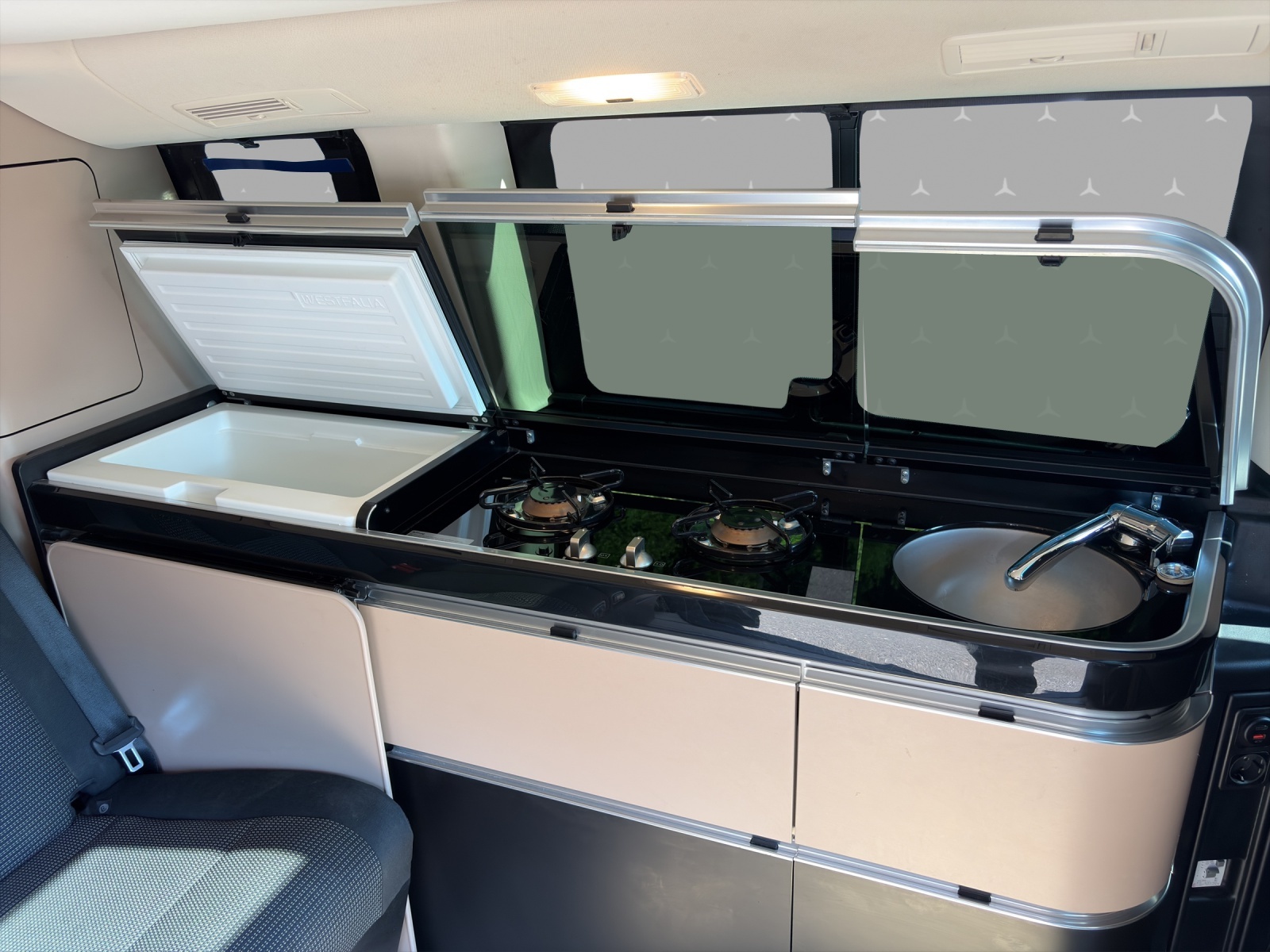 MERCEDES-BENZ Marco Polo 250 d 4M Automat-image-14