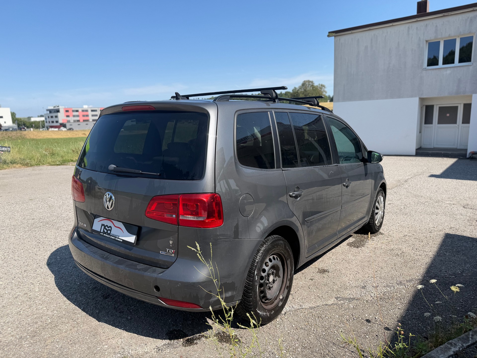 VW Touran 1.6 TDI BlueMotion Technology Cup-image-4