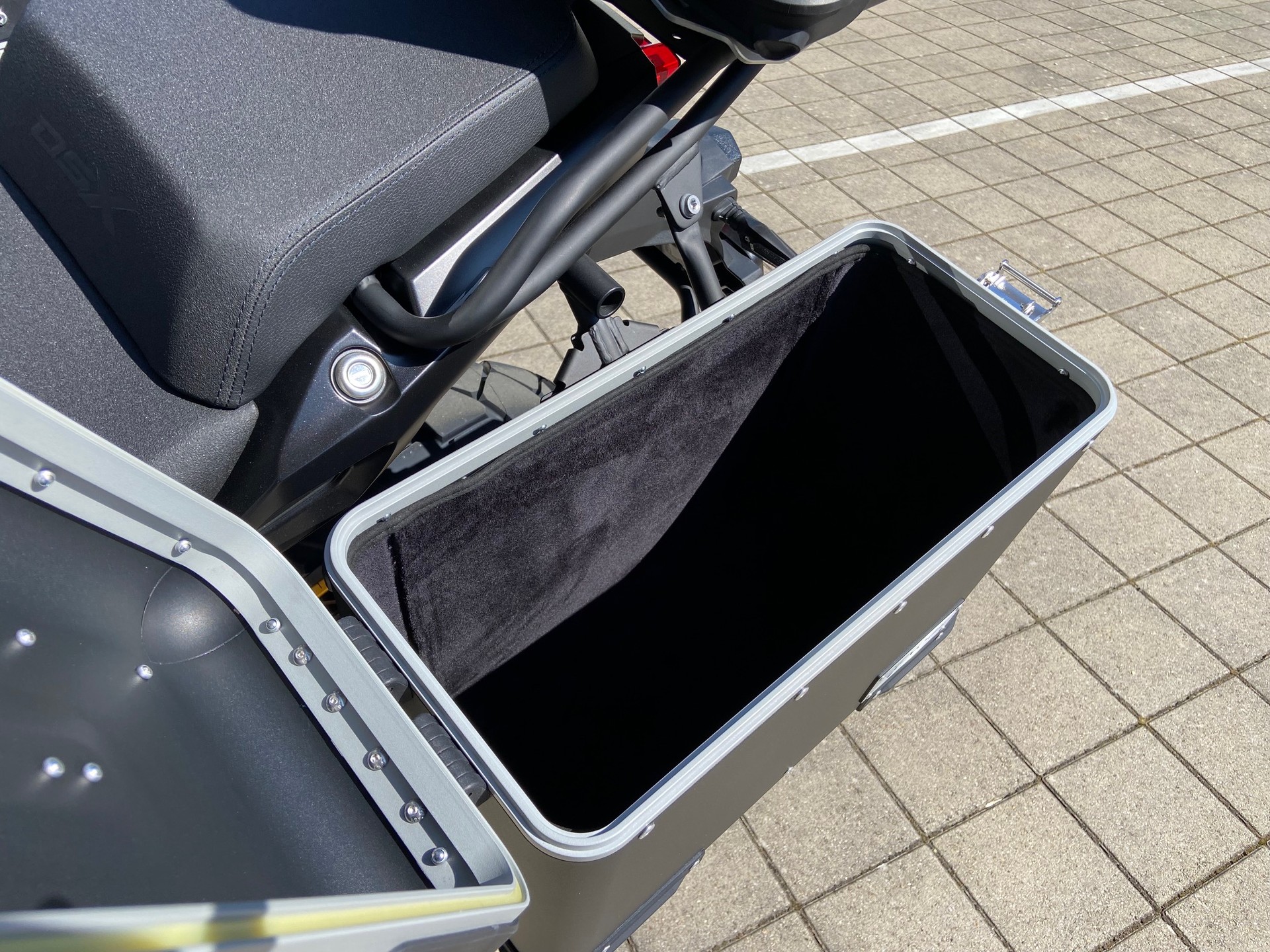 VOGE Voge 625 DSX Black Knight-image-6