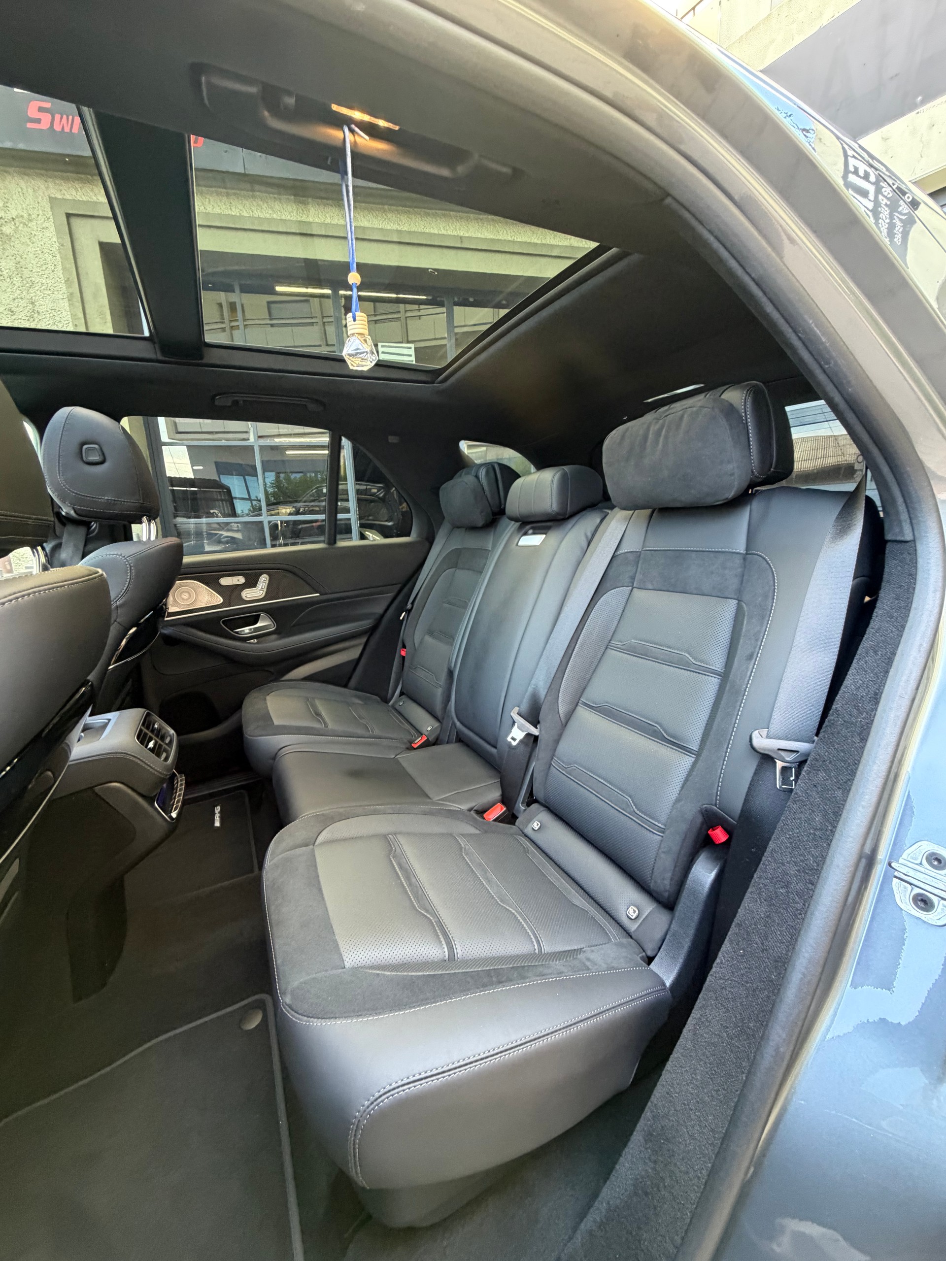 MERCEDES-BENZ GLE 63 S AMG 4Matic+ 9G-Speedshift-image-7