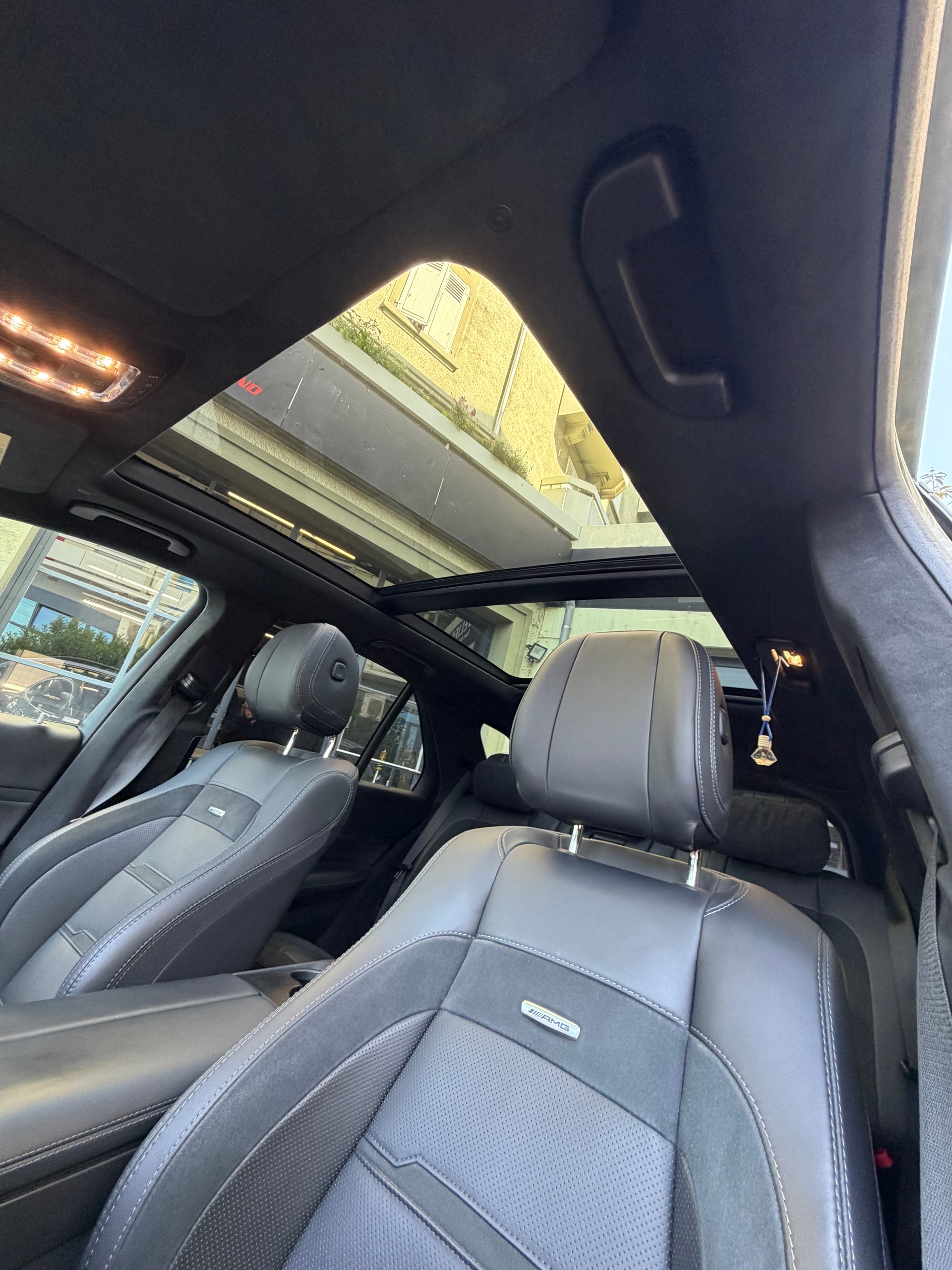 MERCEDES-BENZ GLE 63 S AMG 4Matic+ 9G-Speedshift-image-11