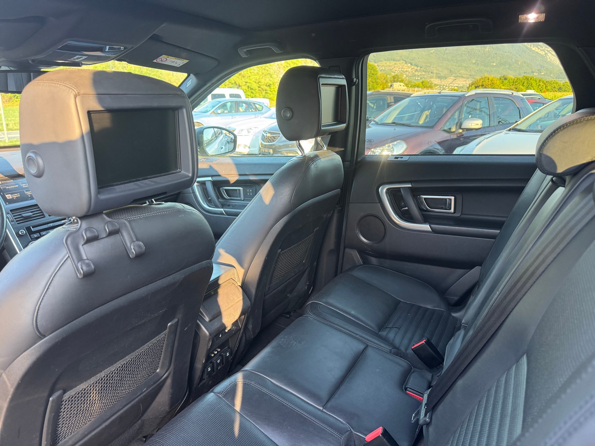 LAND ROVER Discovery Sport 2.0 Si4 Pure AT9-image-12
