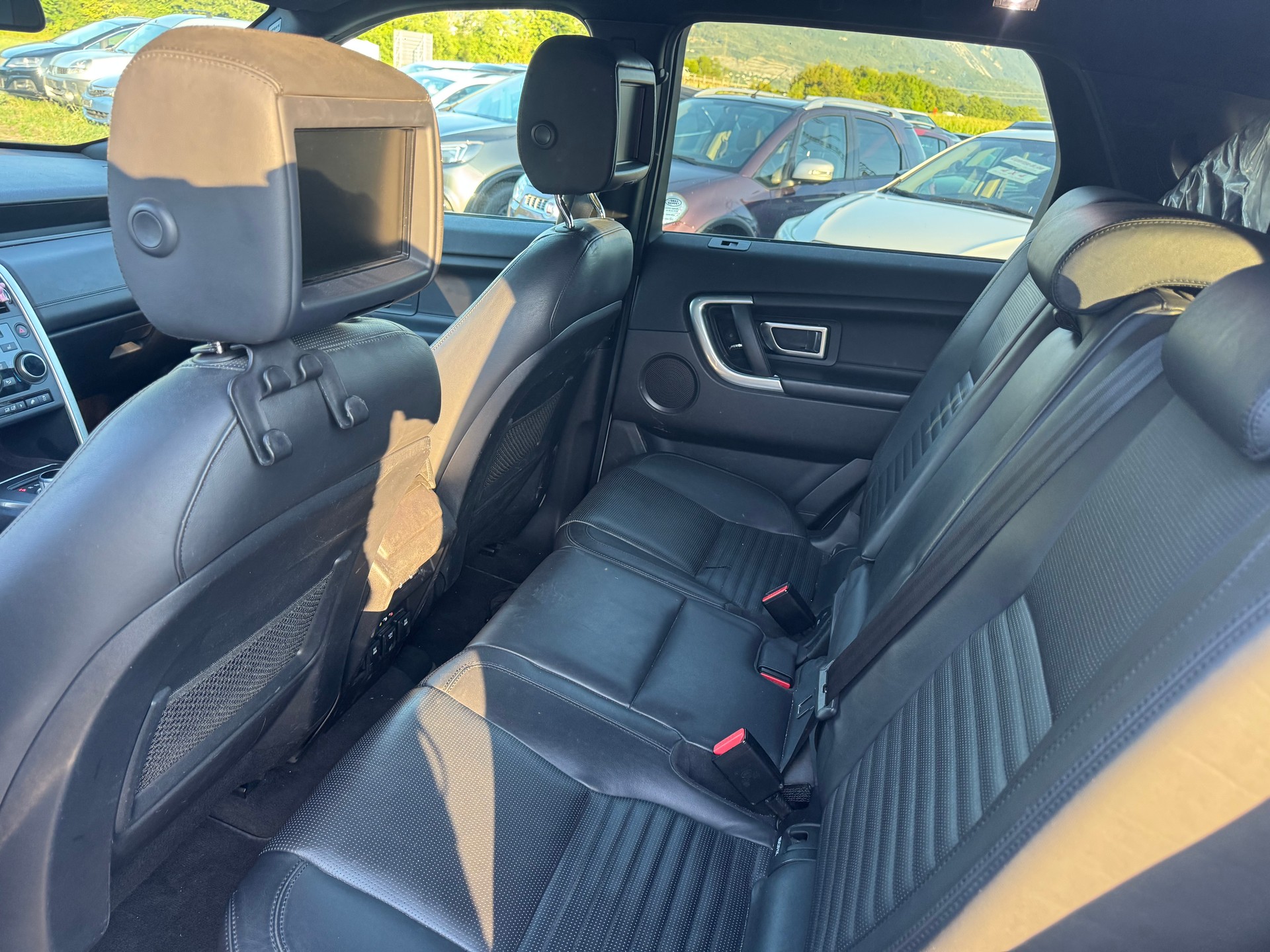 LAND ROVER Discovery Sport 2.0 Si4 Pure AT9-image-9
