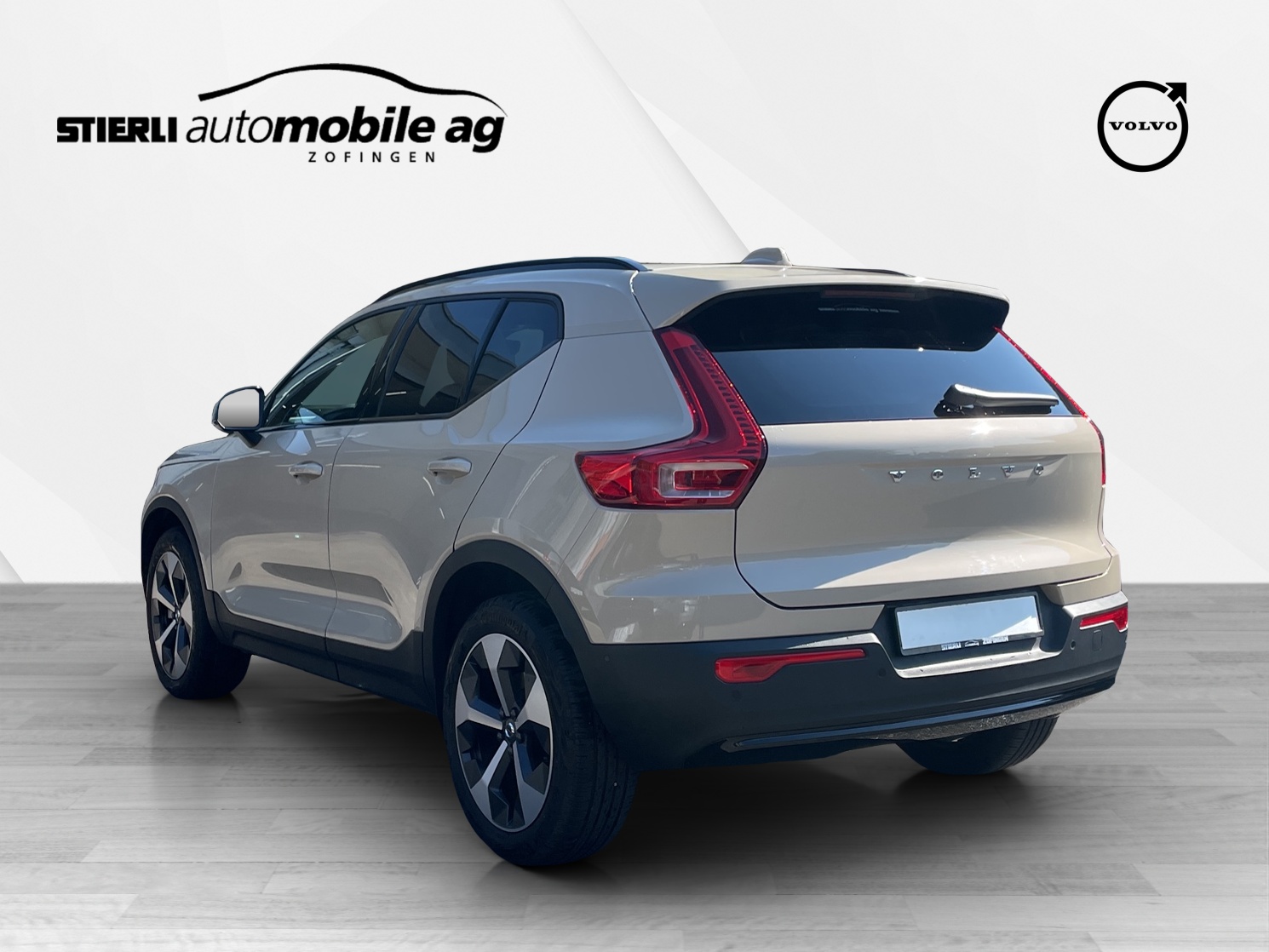 VOLVO XC40 2.0 B4 MH Ultra Dark-image-6