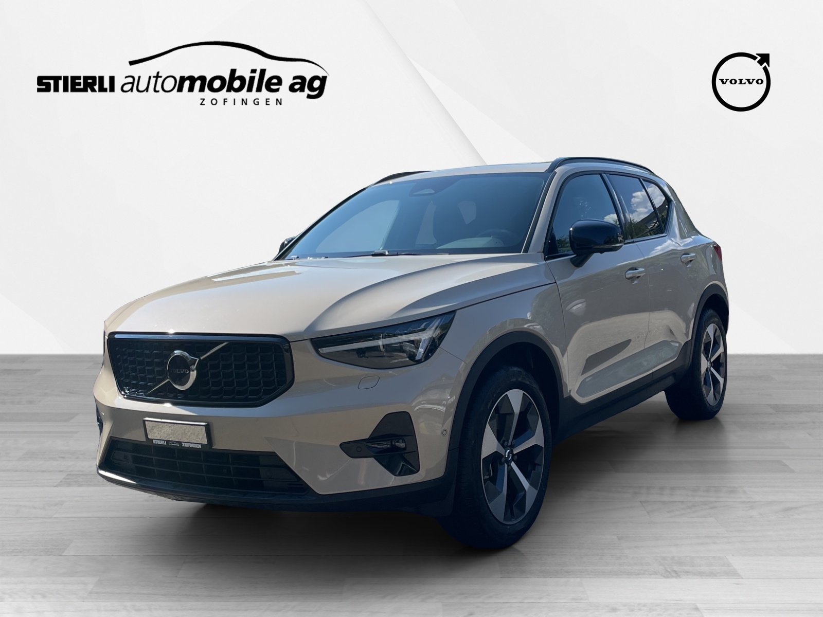 VOLVO XC40 2.0 B4 MH Ultra Dark-image-0