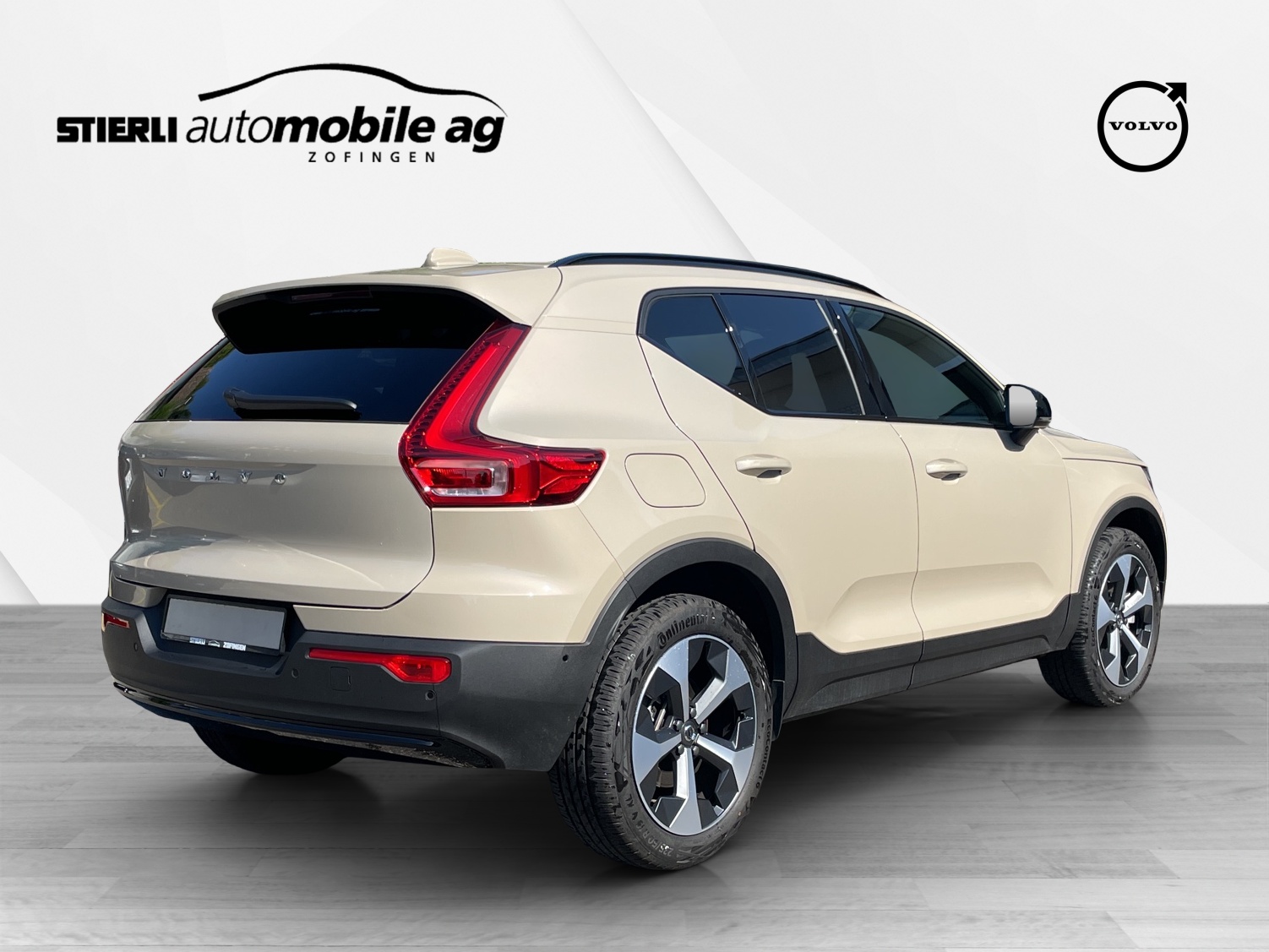 VOLVO XC40 2.0 B4 MH Ultra Dark-image-4