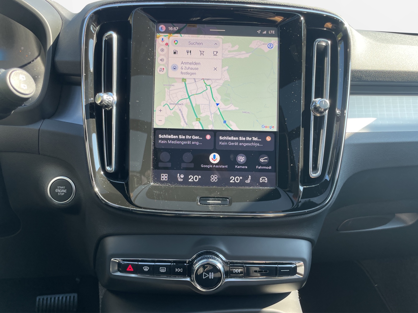 VOLVO XC40 2.0 B4 MH Ultra Dark-image-12