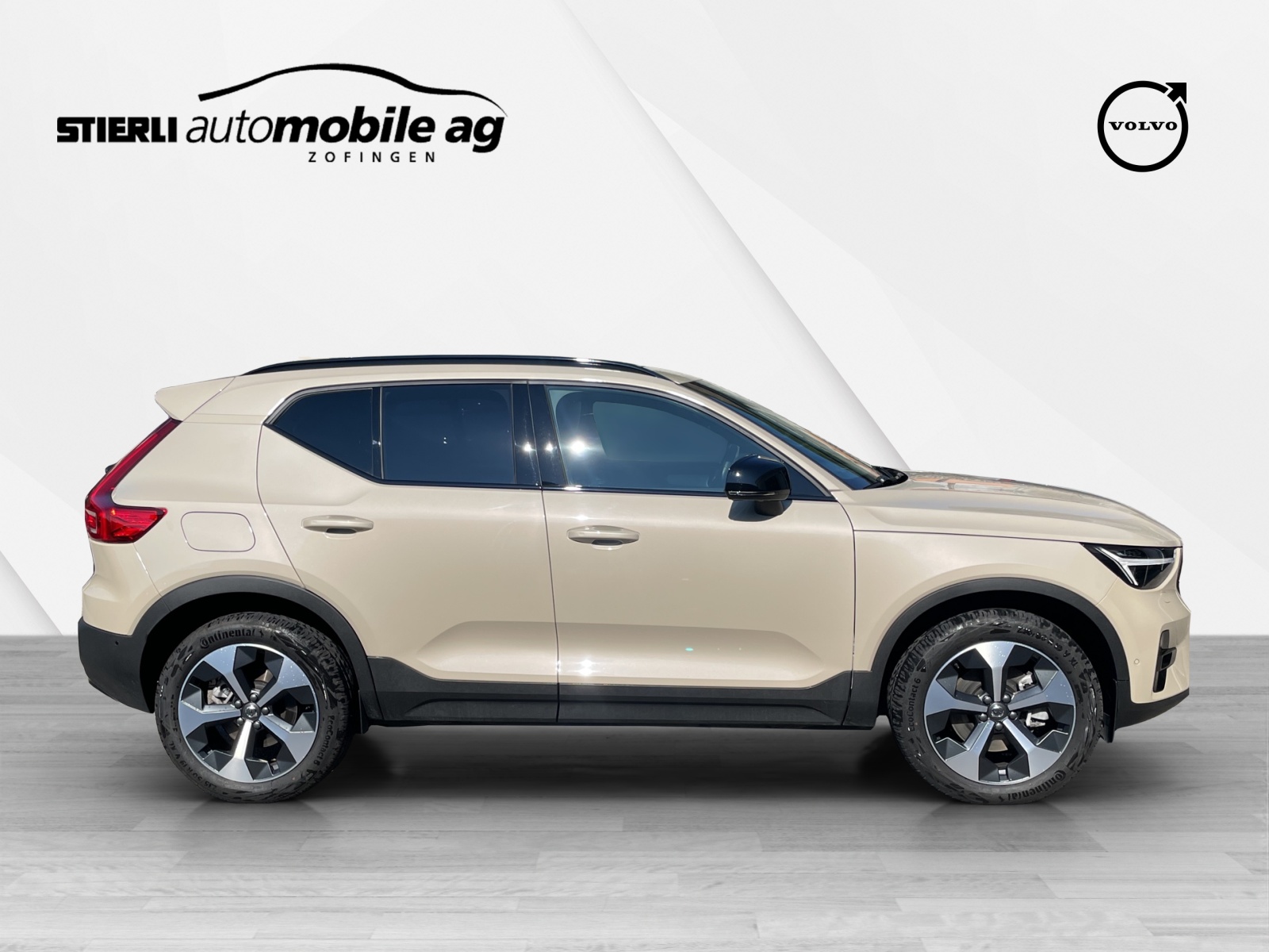 VOLVO XC40 2.0 B4 MH Ultra Dark-image-3