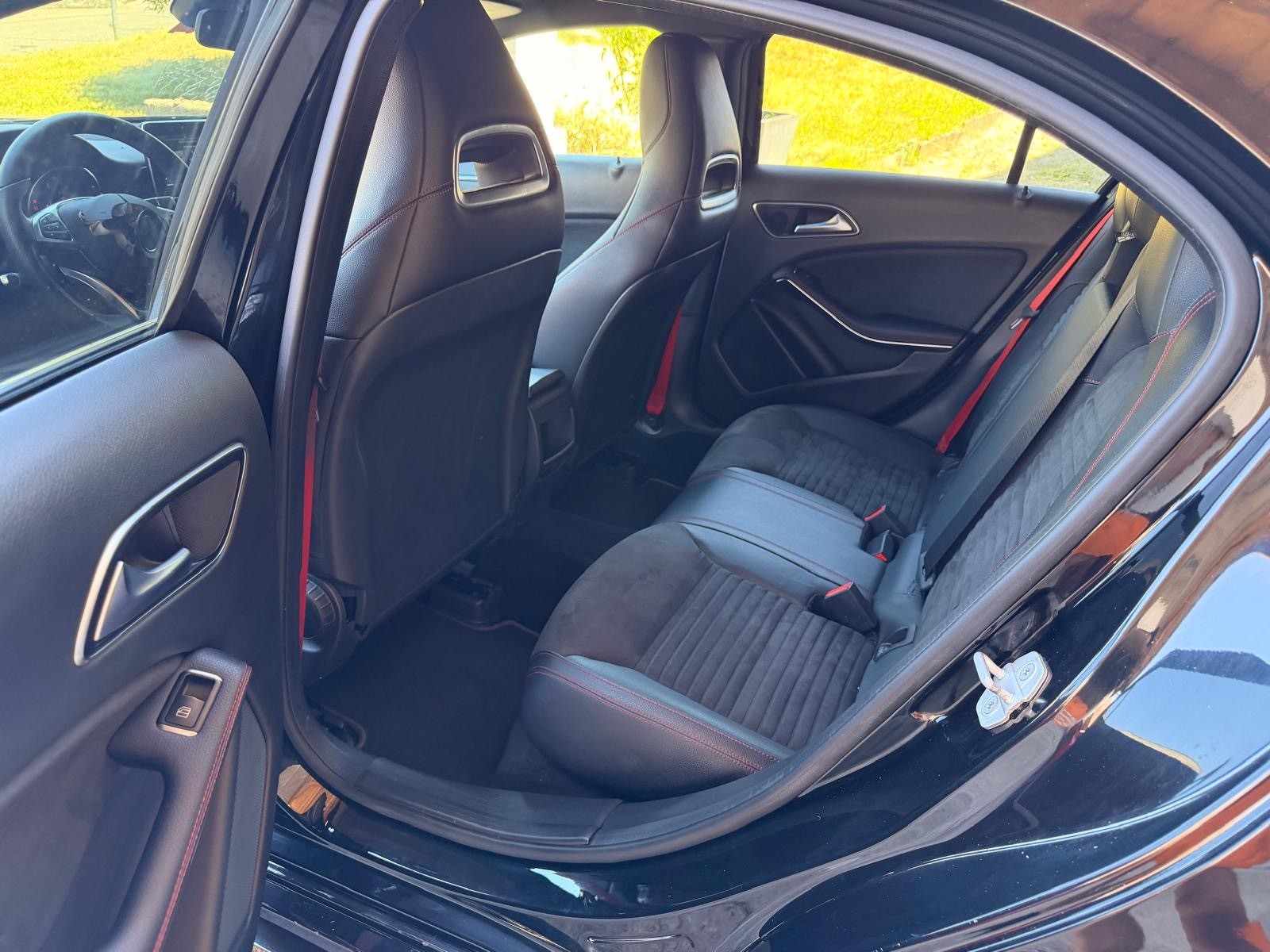 MERCEDES-BENZ A 250 Sport 4Matic 7G-DCT-image-8