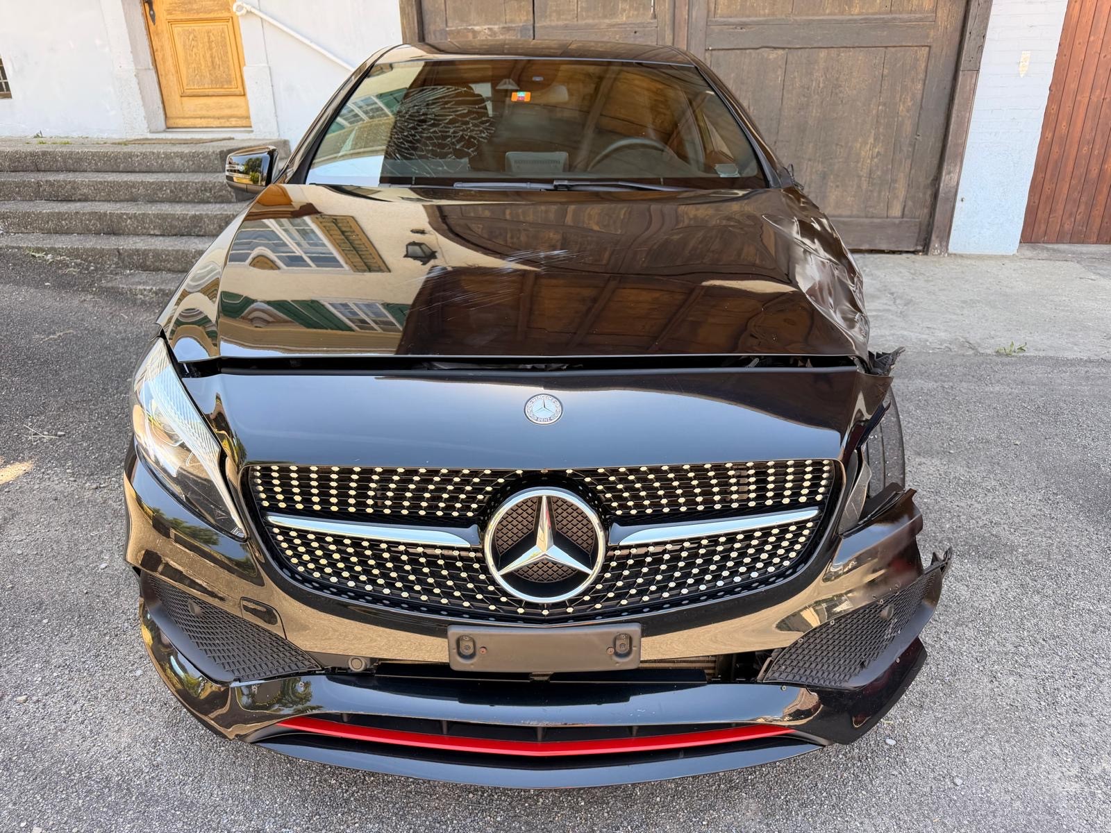 MERCEDES-BENZ A 250 Sport 4Matic 7G-DCT-image-5