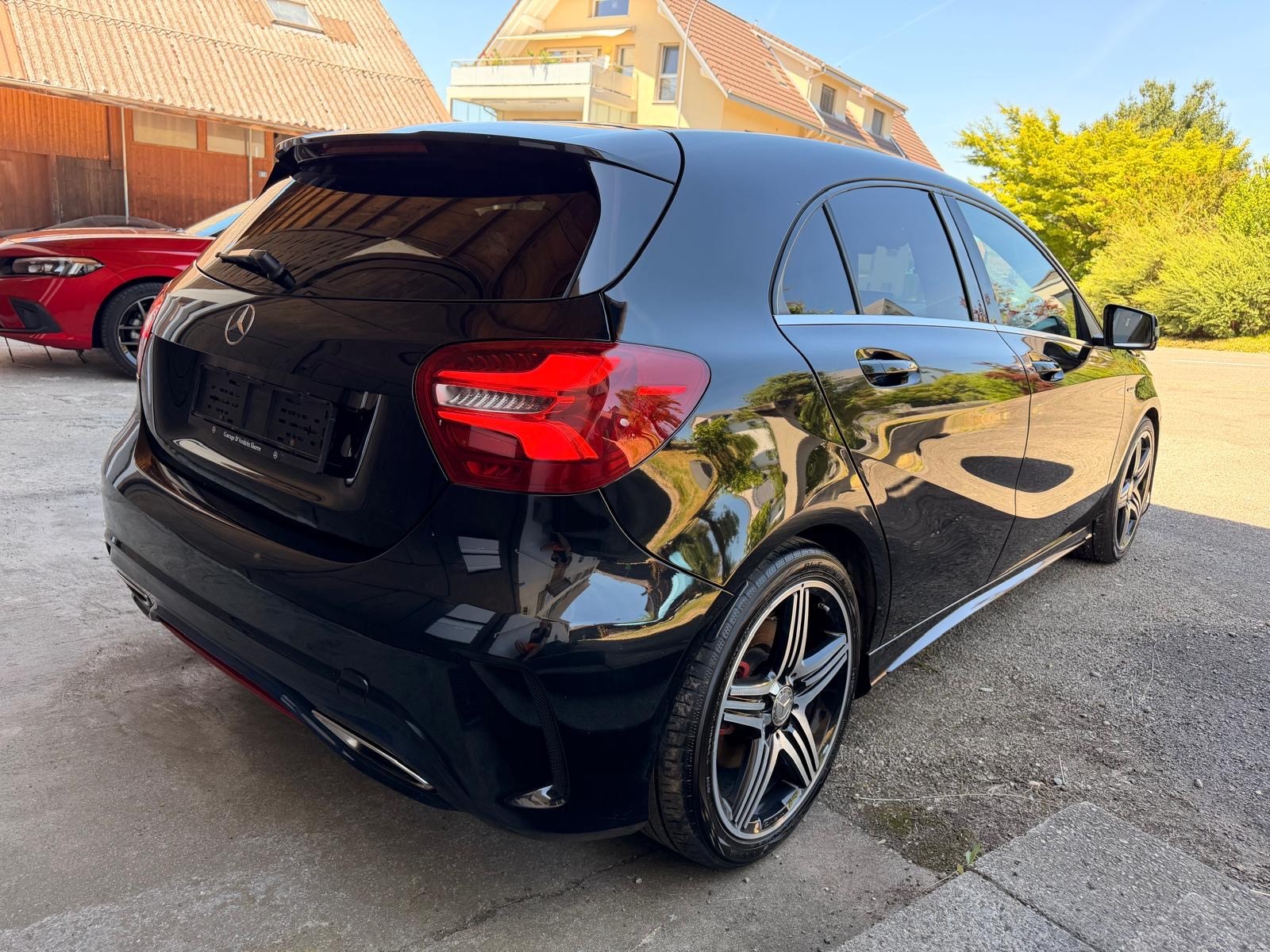 MERCEDES-BENZ A 250 Sport 4Matic 7G-DCT-image-2