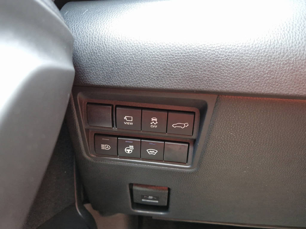 TOYOTA Yaris Cross 1.5 VVT-i HSD Prem 47403/004-image-16