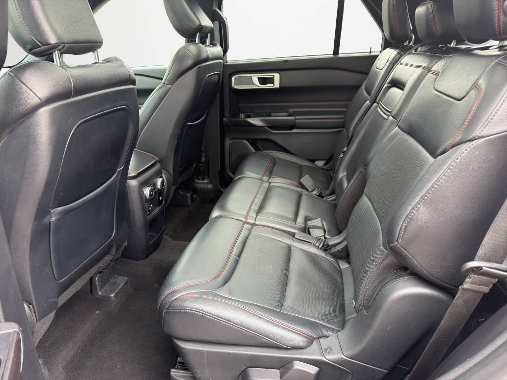 FORD Explorer 3.0 V6 Plug-in Hybrid ST-Line-image-14