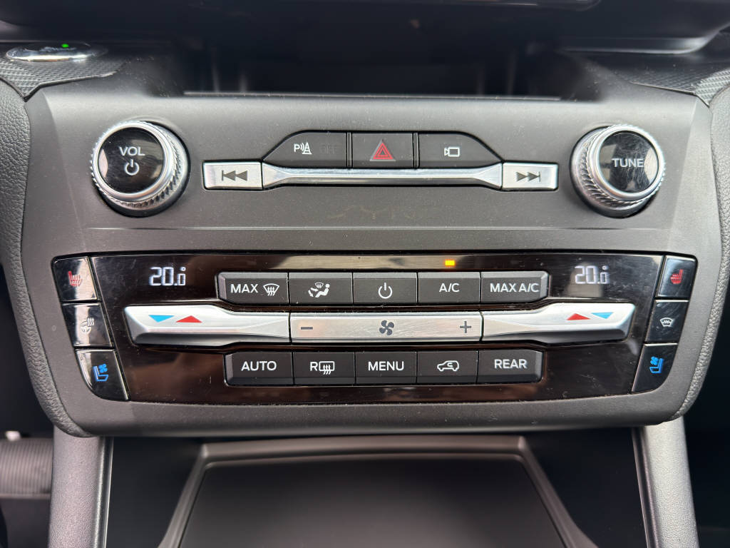 FORD Explorer 3.0 V6 Plug-in Hybrid ST-Line-image-12