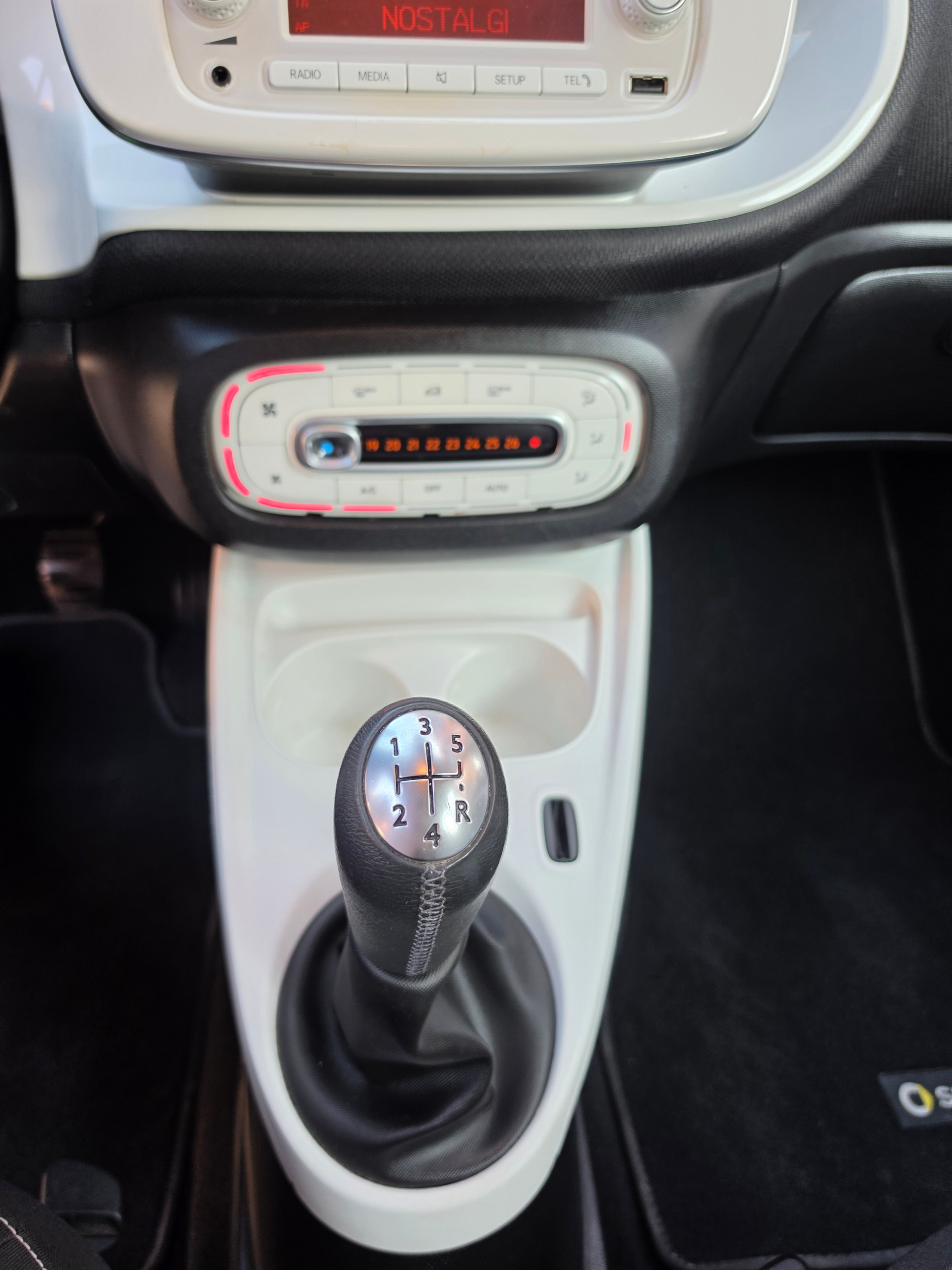 SMART forfour passion twinmatic-image-12