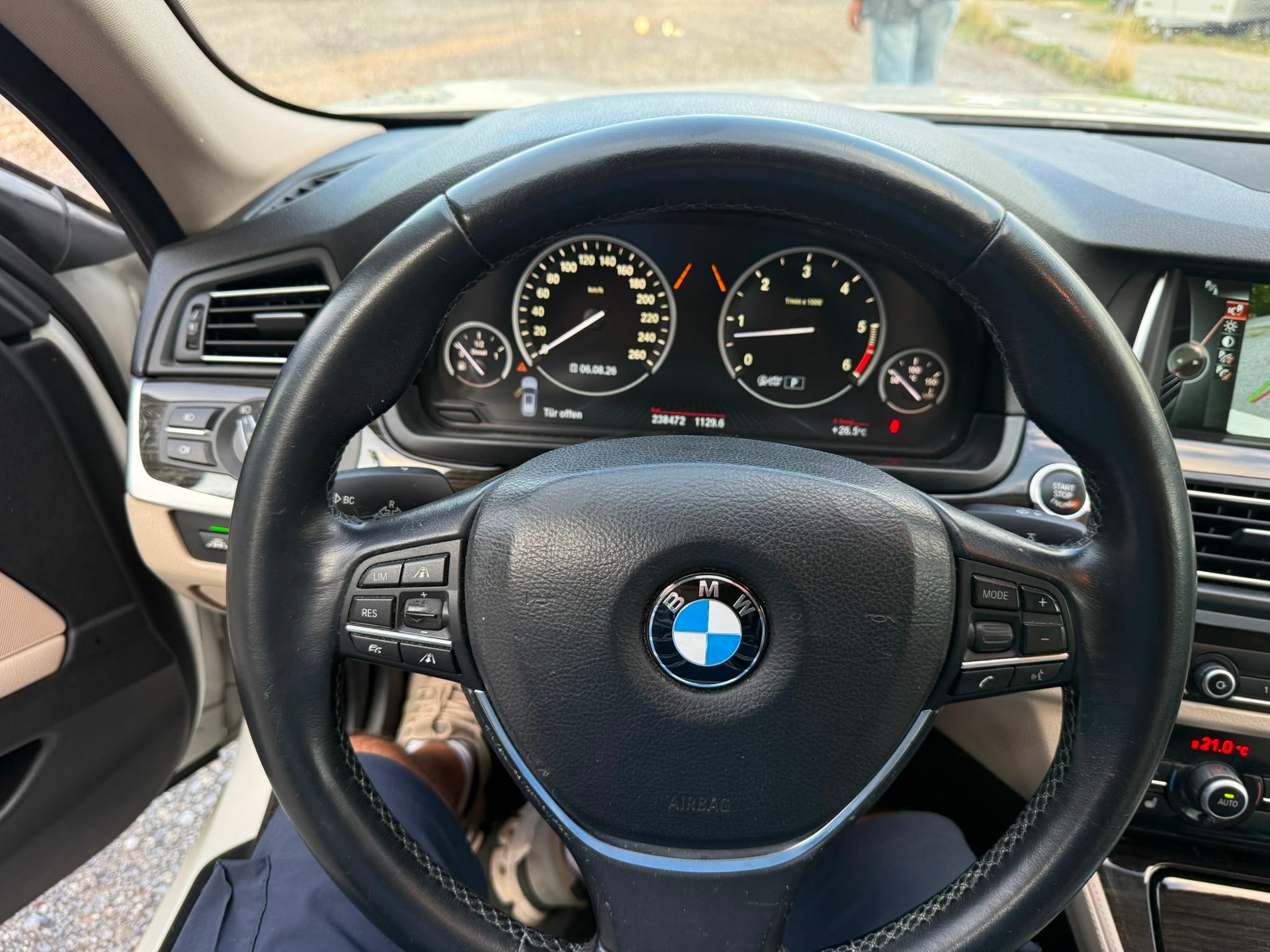 BMW 530d Touring xDrive Steptronic-image-5