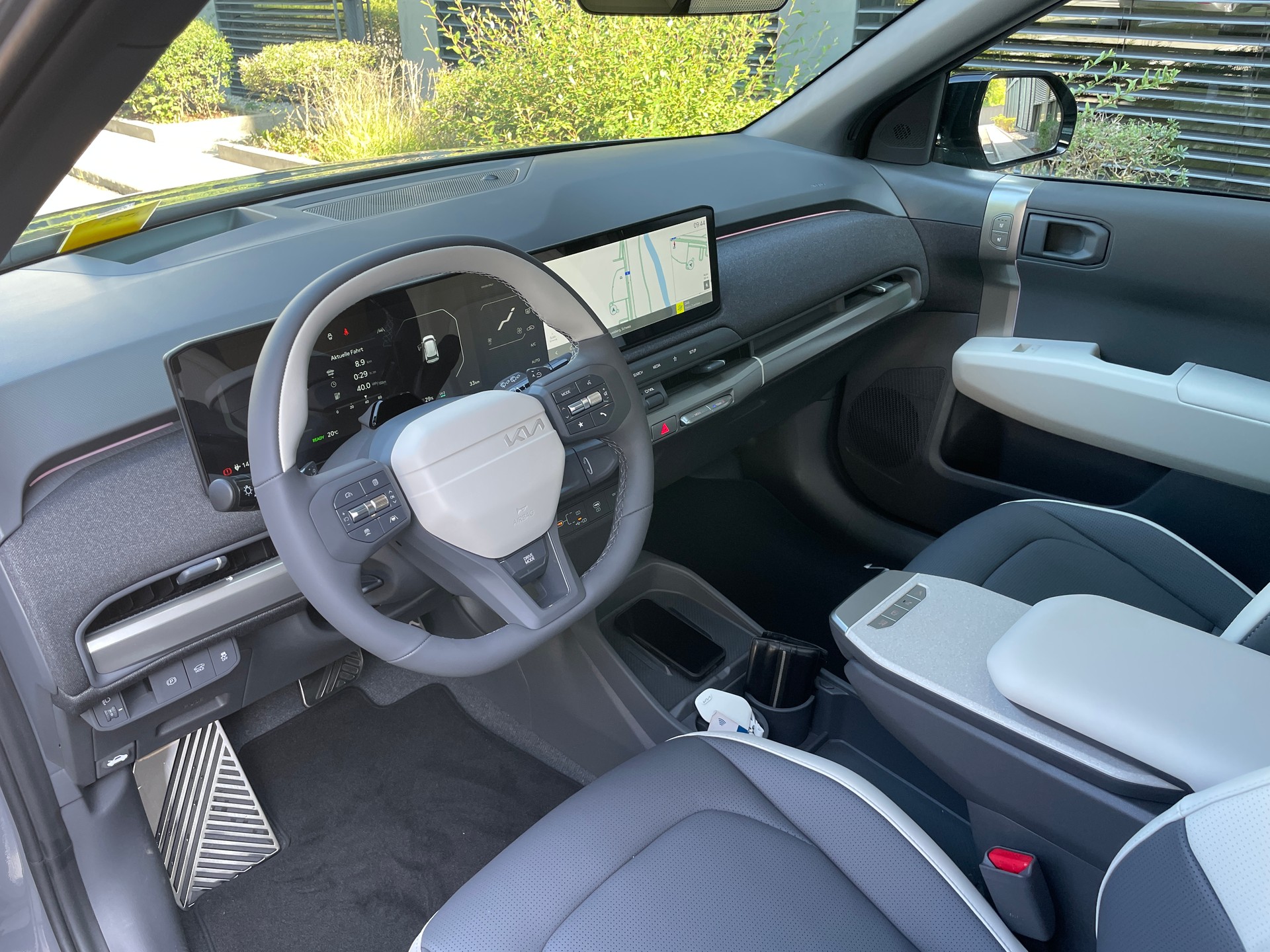 KIA KIA EV3 81,4 kWh GT-Line mit GT-Line Pack, Panoramadach, V2L, AHK (MODELL 26)-image-8