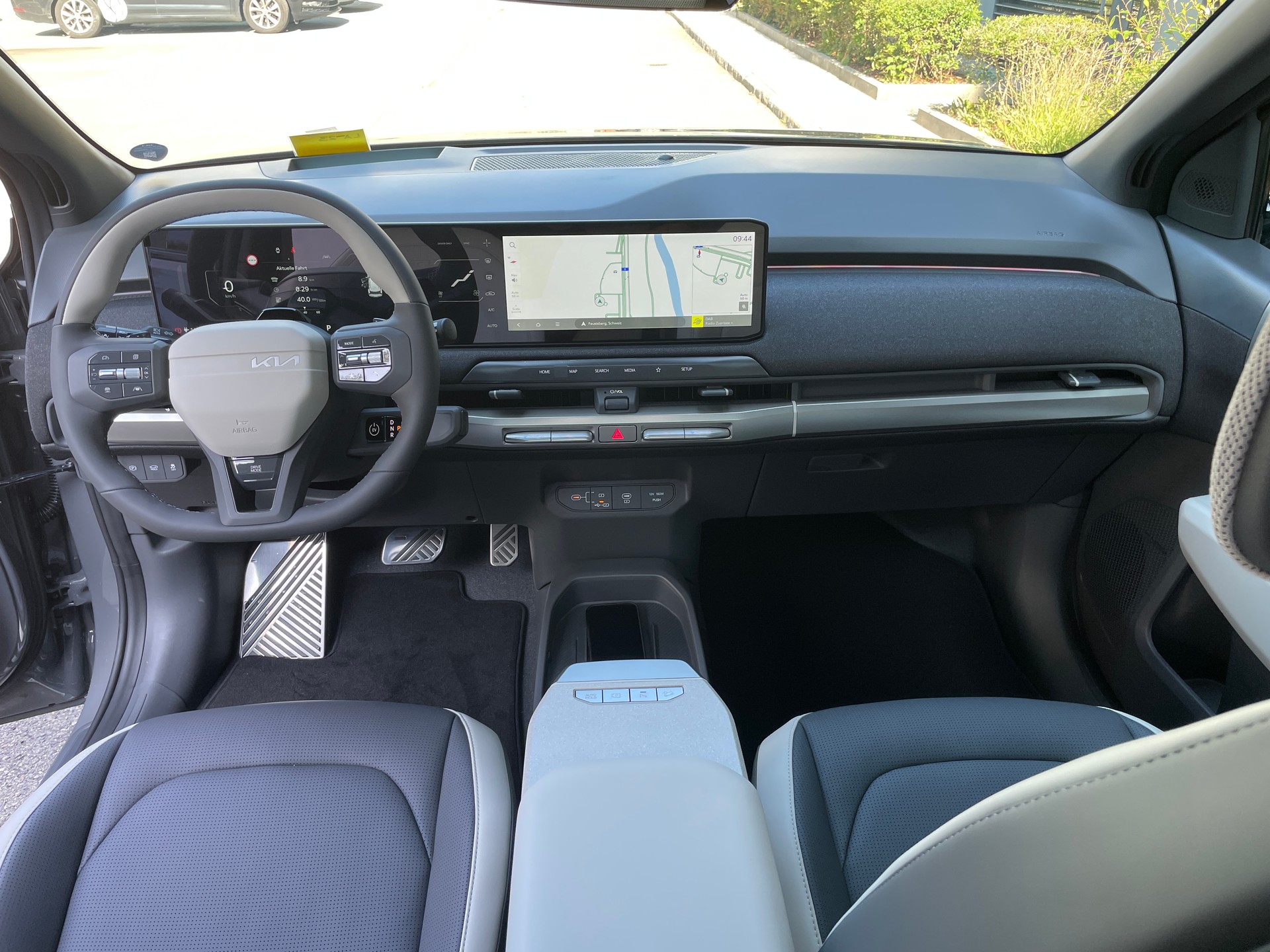 KIA KIA EV3 81,4 kWh GT-Line mit GT-Line Pack, Panoramadach, V2L, AHK (MODELL 26)-image-15