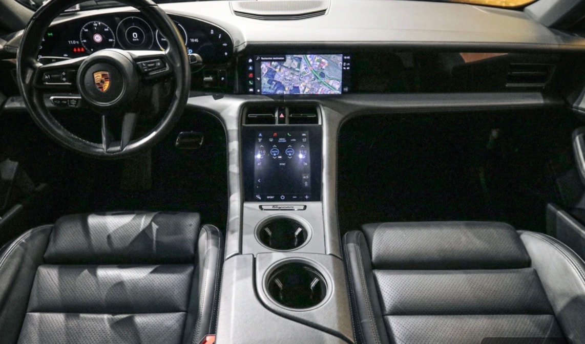 PORSCHE TAYCAN-image-3
