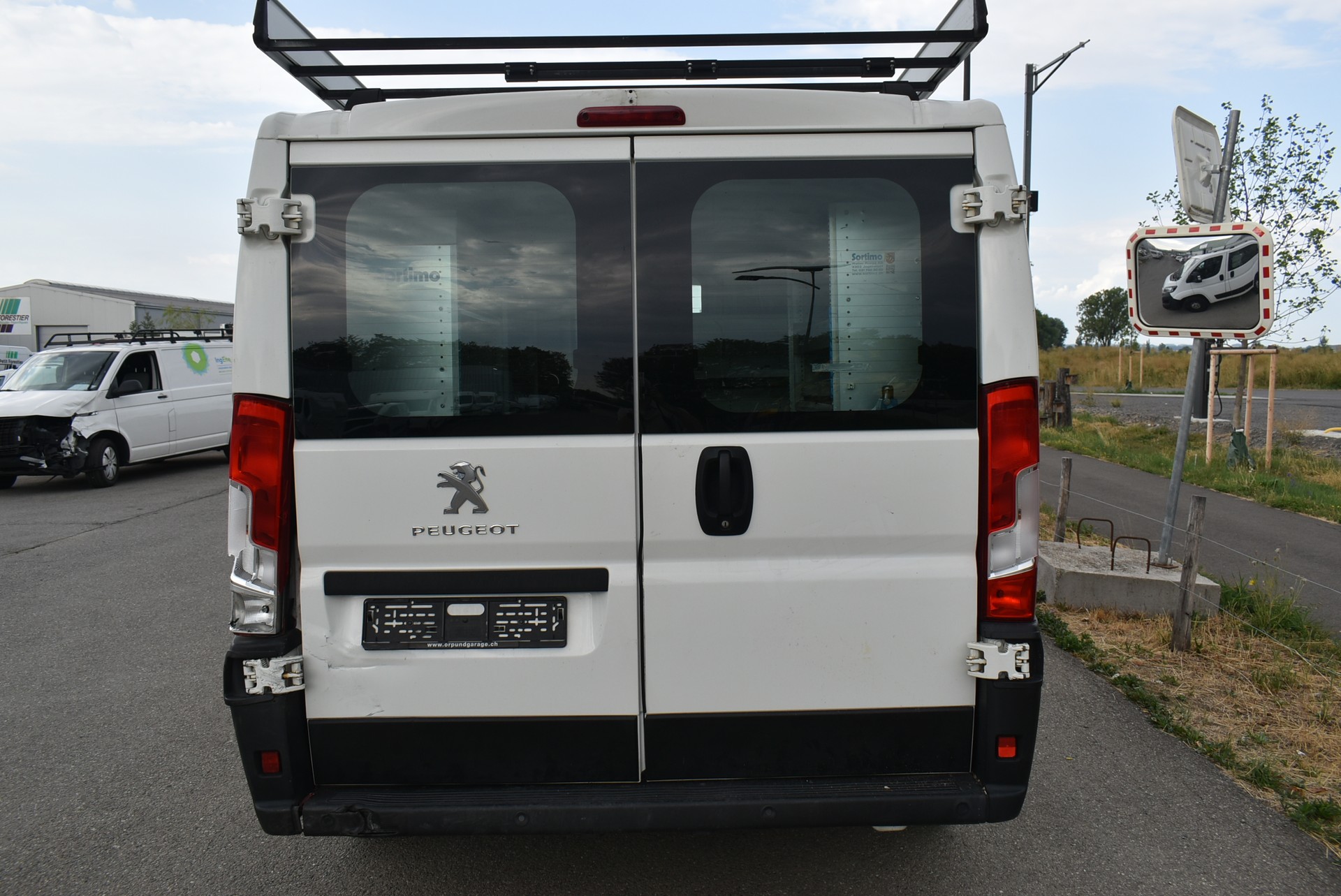 PEUGEOT Boxer 2.2 HDI 333 Active L1H1-image-9