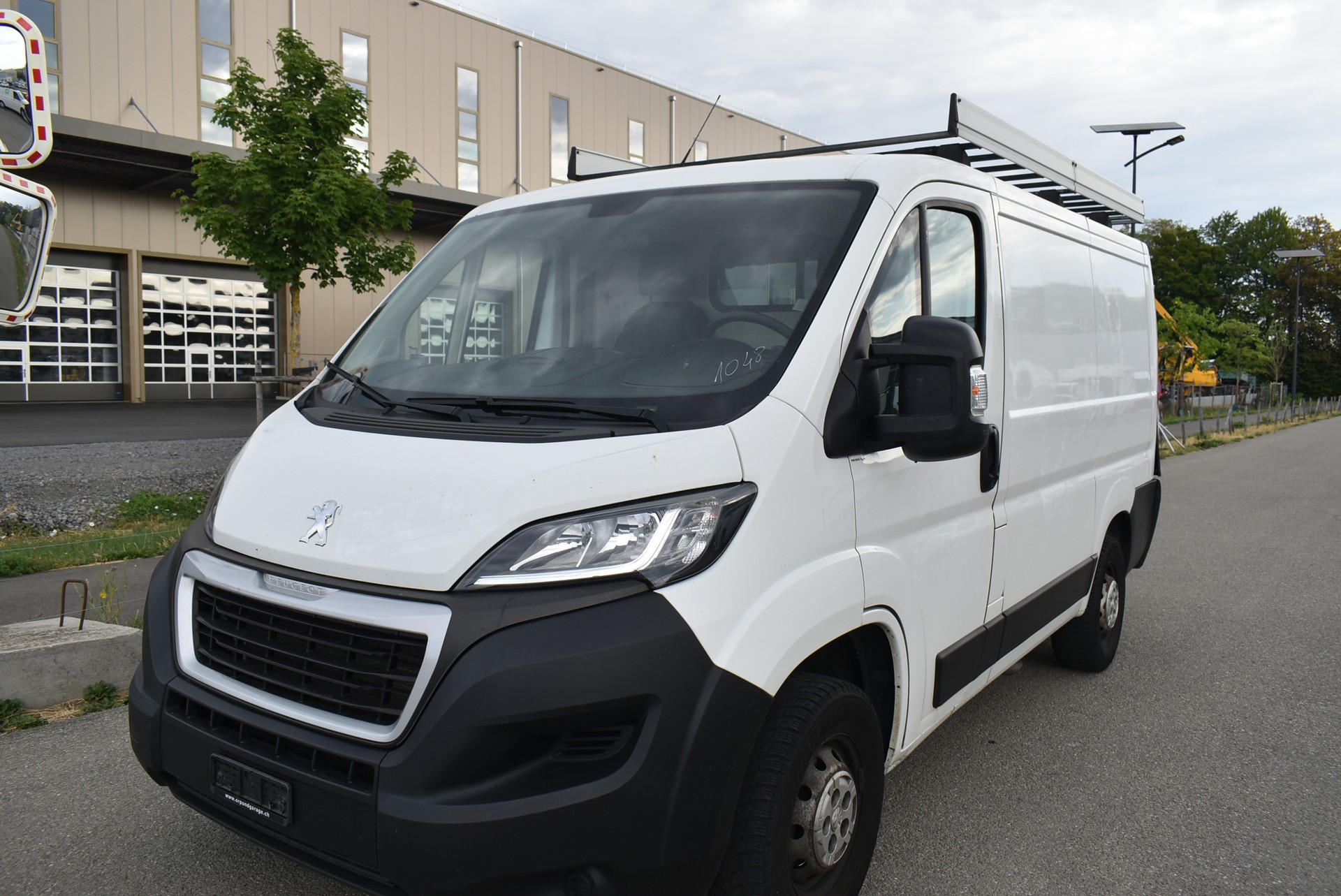 PEUGEOT Boxer 2.2 HDI 333 Active L1H1-image-0