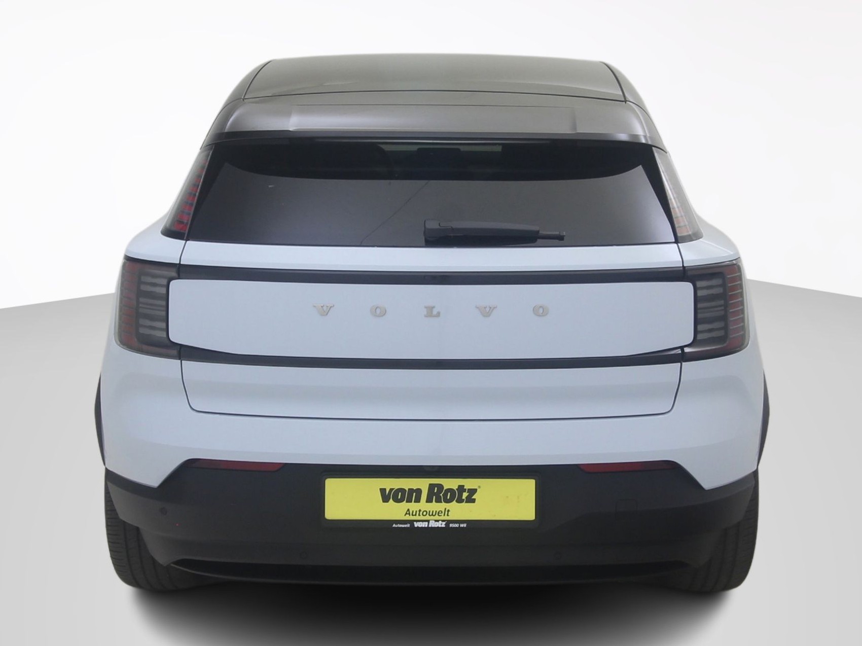 VOLVO EX 30 P8 Ultra AWD-image-2