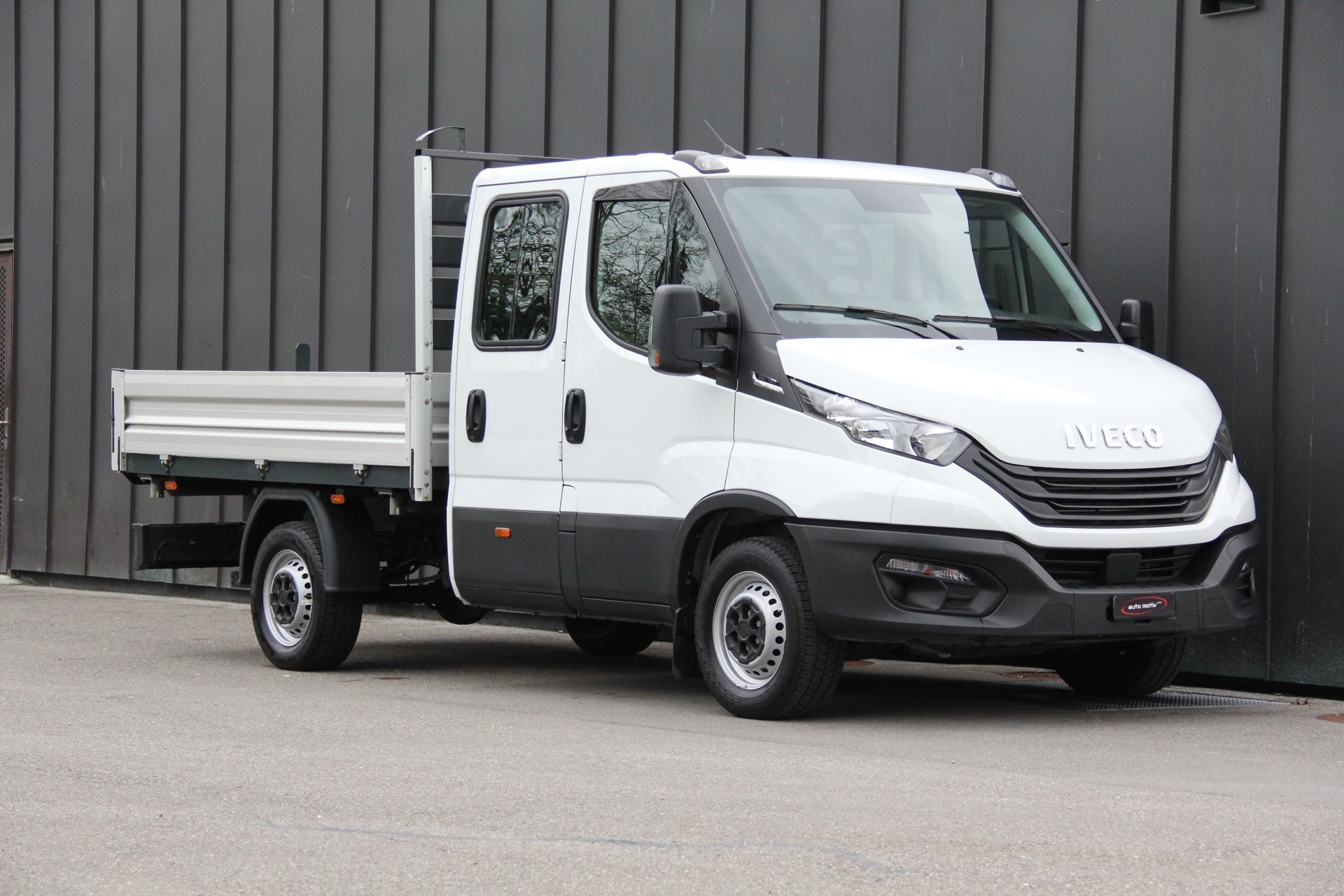 IVECO 35 C 16 A8 D *AUTOMAT* *KIPPER-3-SEITEN* *RÜCKFAHRKAMERA* *7-SITZE* *KLIMA* *ANHÄNGERKUPPLUNG* *910Kg-NUTZLAST*-image-9