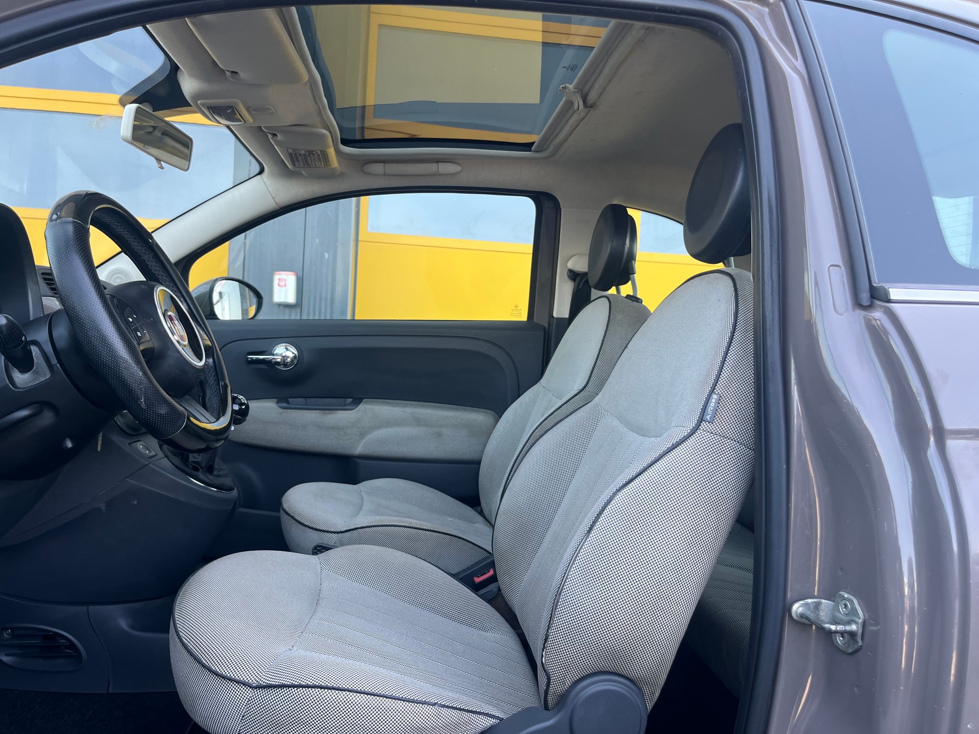 FIAT 500 1.3 JTD Lounge-image-10