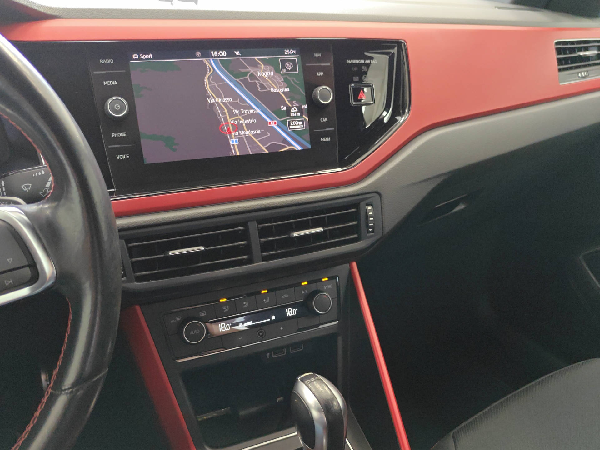 VW Polo 2.0 TSI GTI DSG-image-9