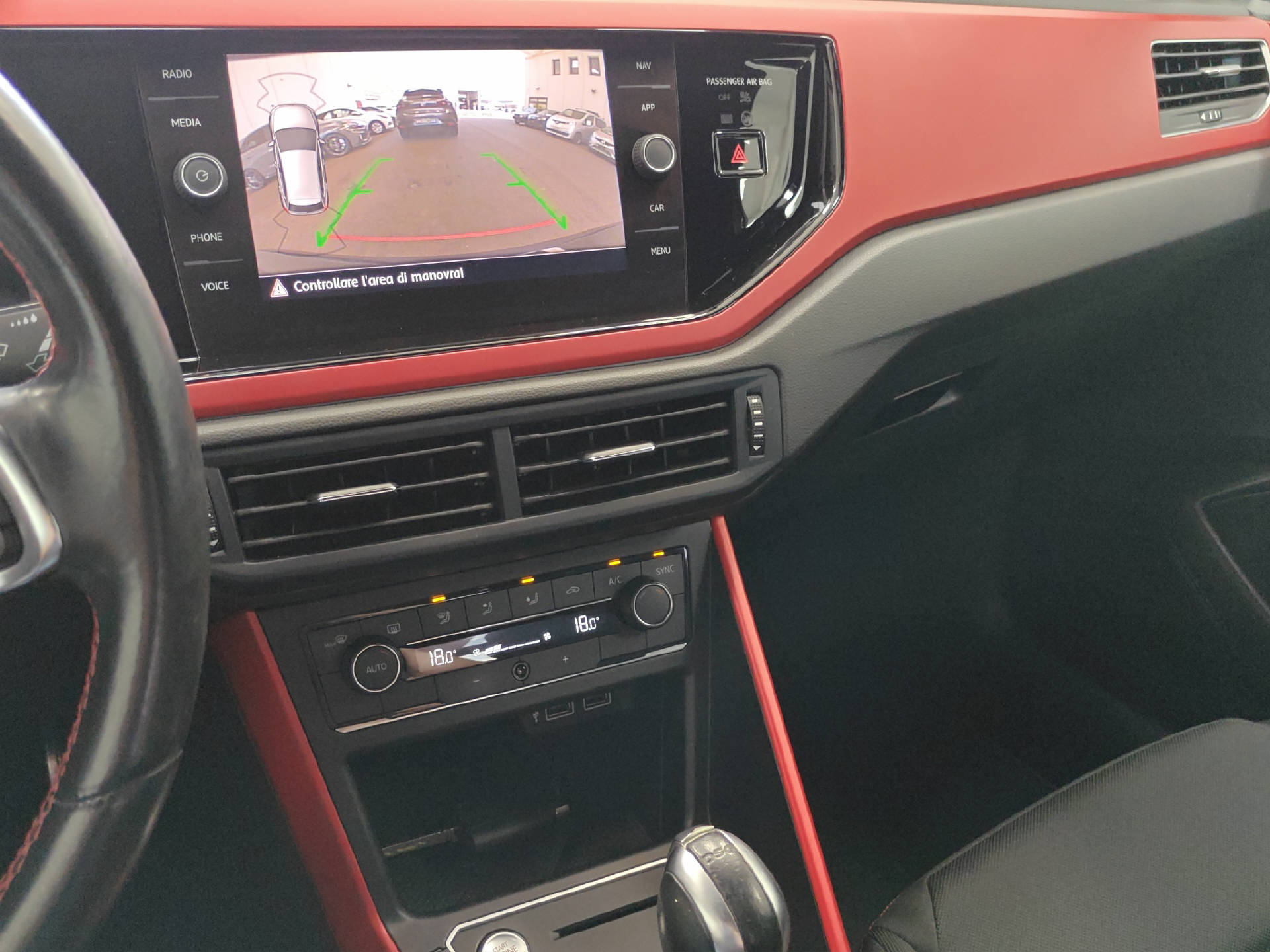 VW Polo 2.0 TSI GTI DSG-image-10