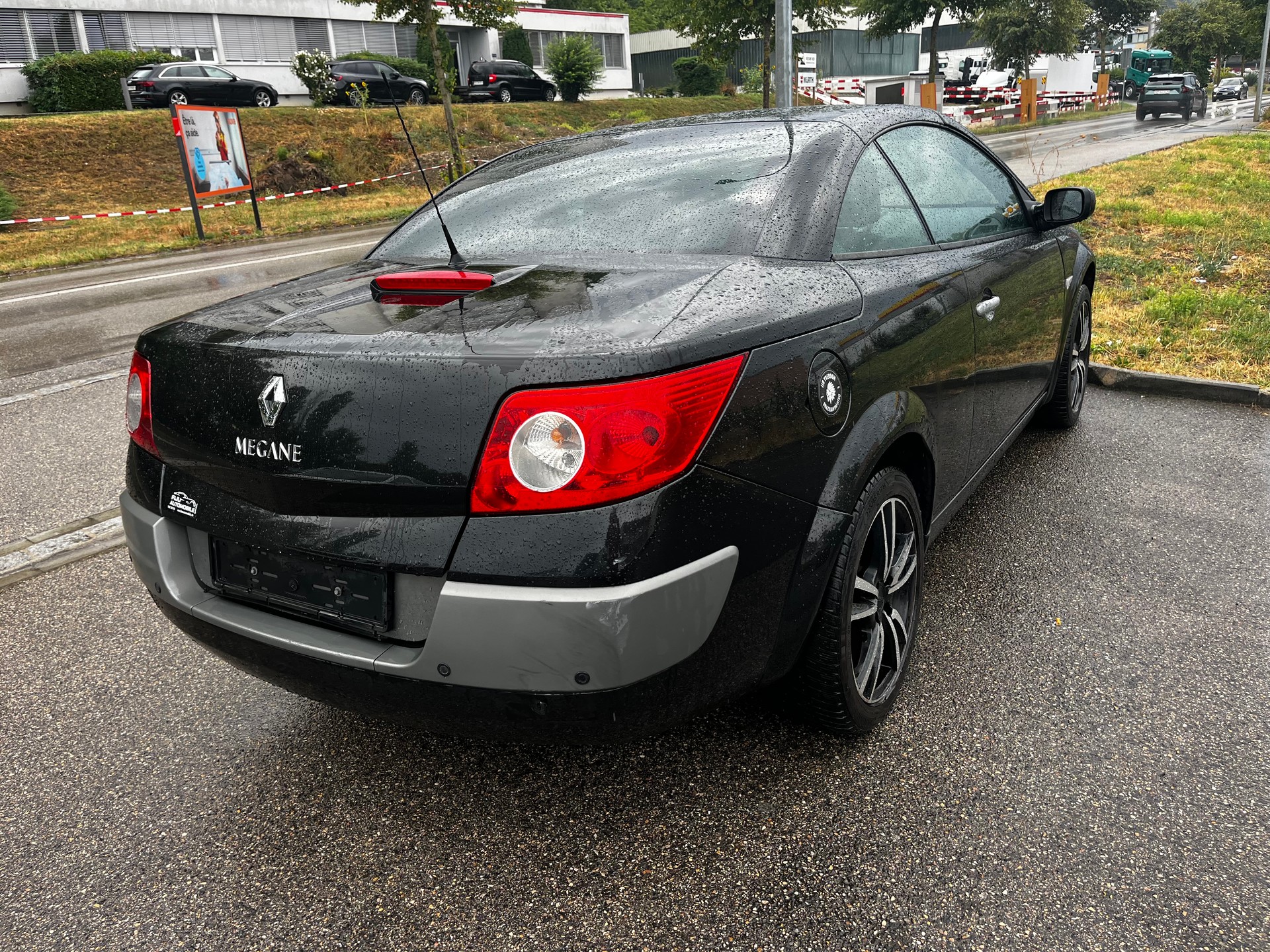 RENAULT MEGANE-image-2