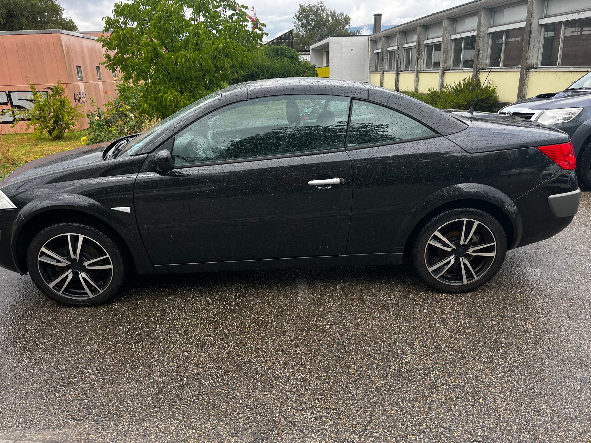 RENAULT MEGANE-image-6