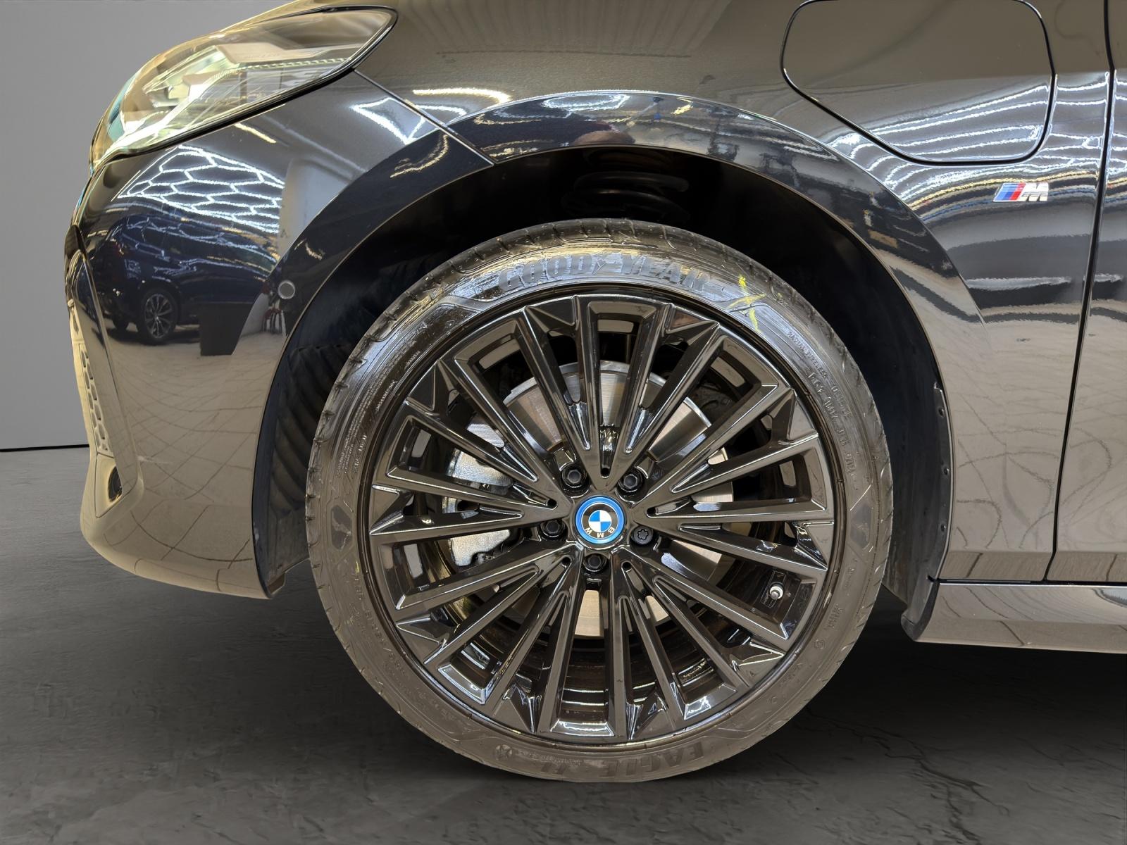 BMW 230e xDrive Active Tourer M-SportPaket-image-22