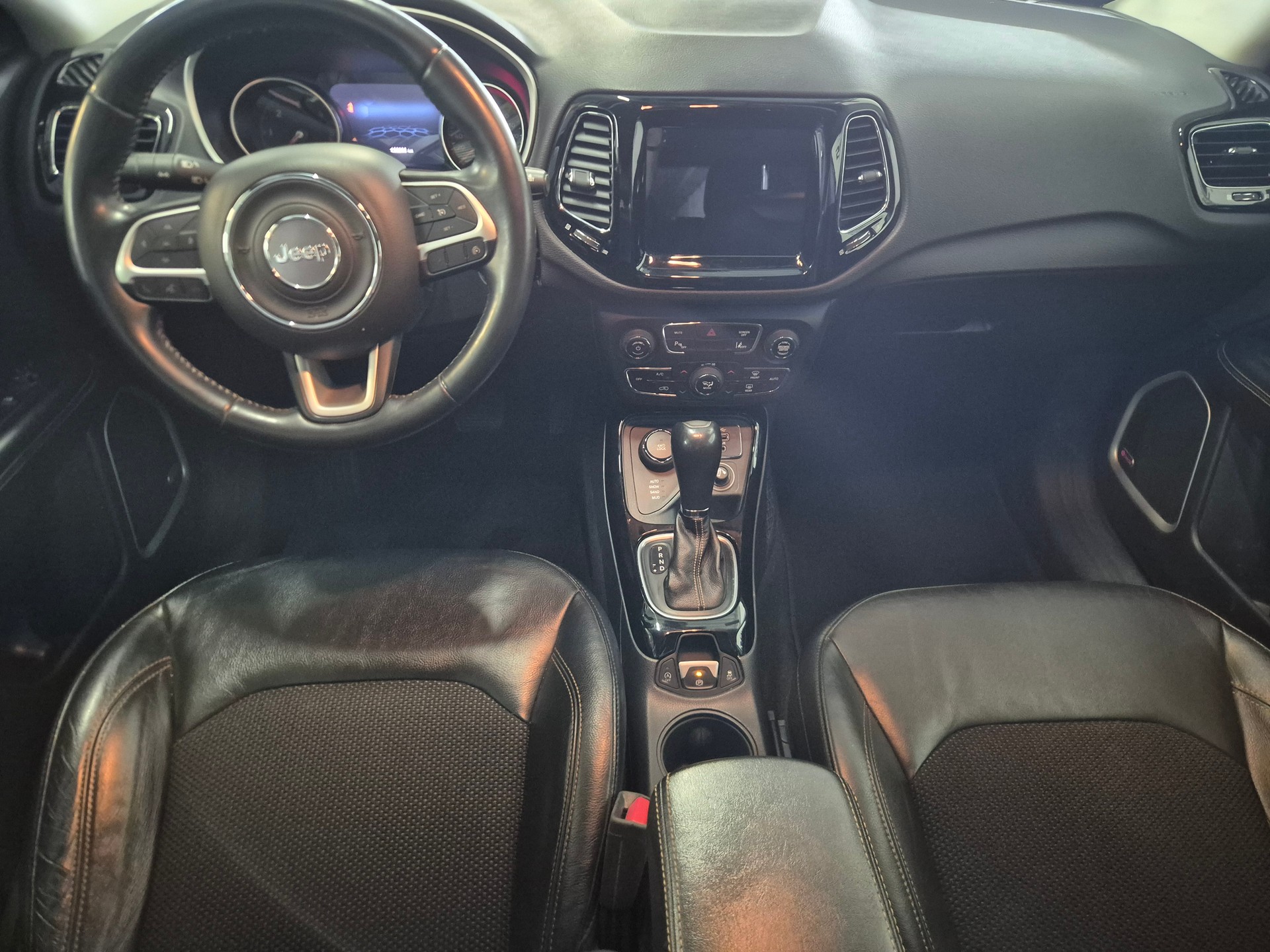 JEEP Compass 2.0CRD Opening Edition AWD 9ATX-image-6
