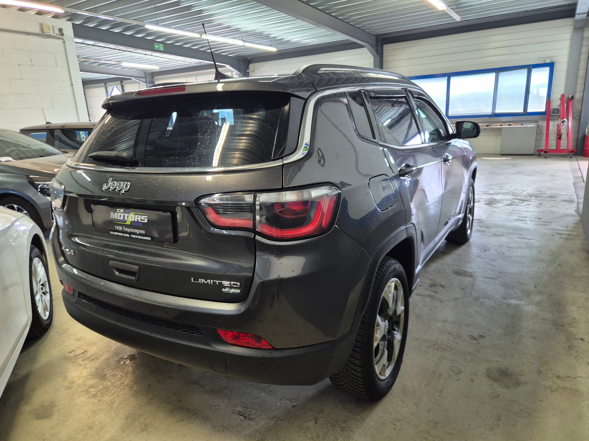 JEEP Compass 2.0CRD Opening Edition AWD 9ATX-image-3