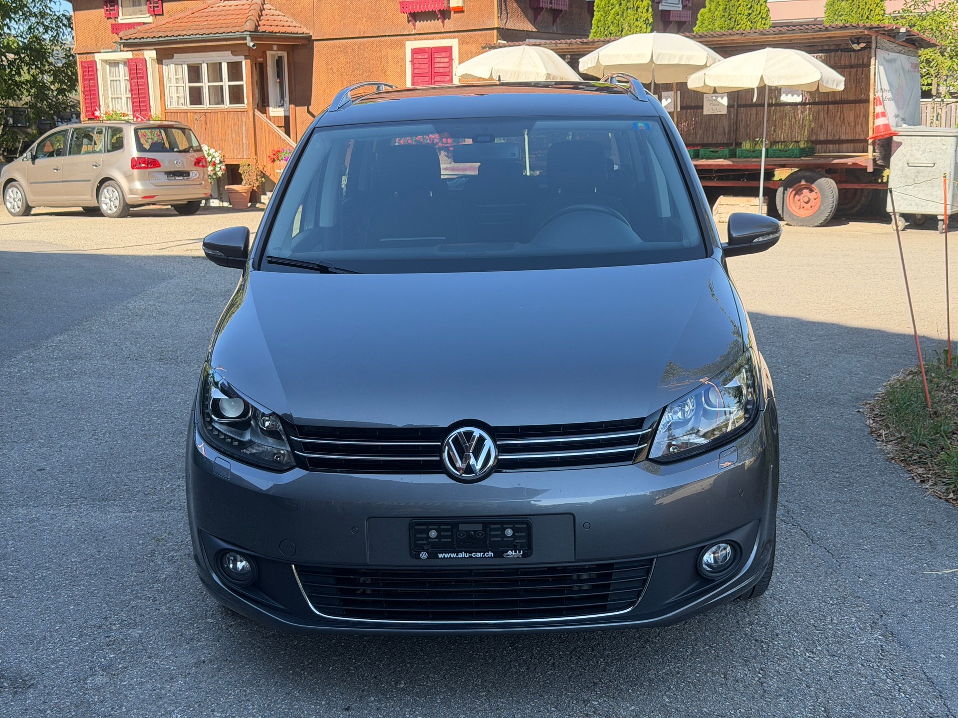 VW Touran 2.0 TDI BlueMotion Techno CUP-image-0